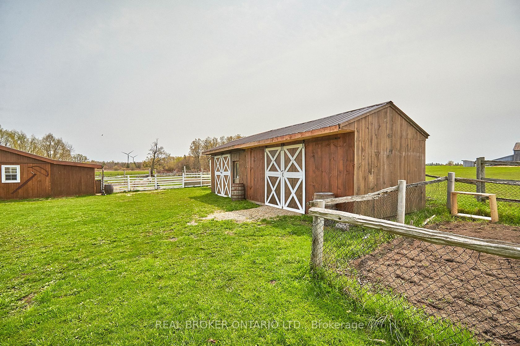 504224 89 Highway Property Photo 16