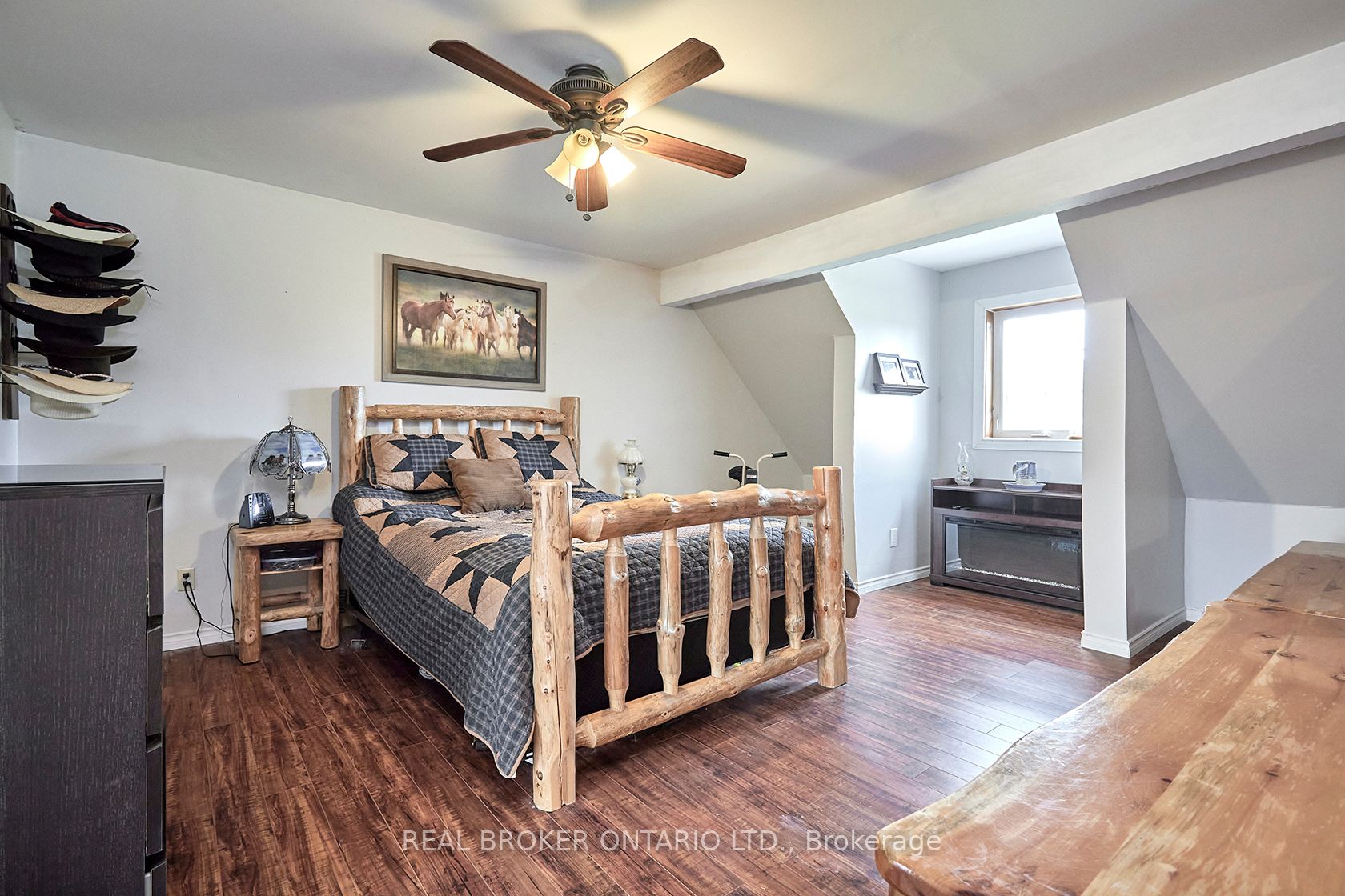 504224 89 Highway Property Photo 25
