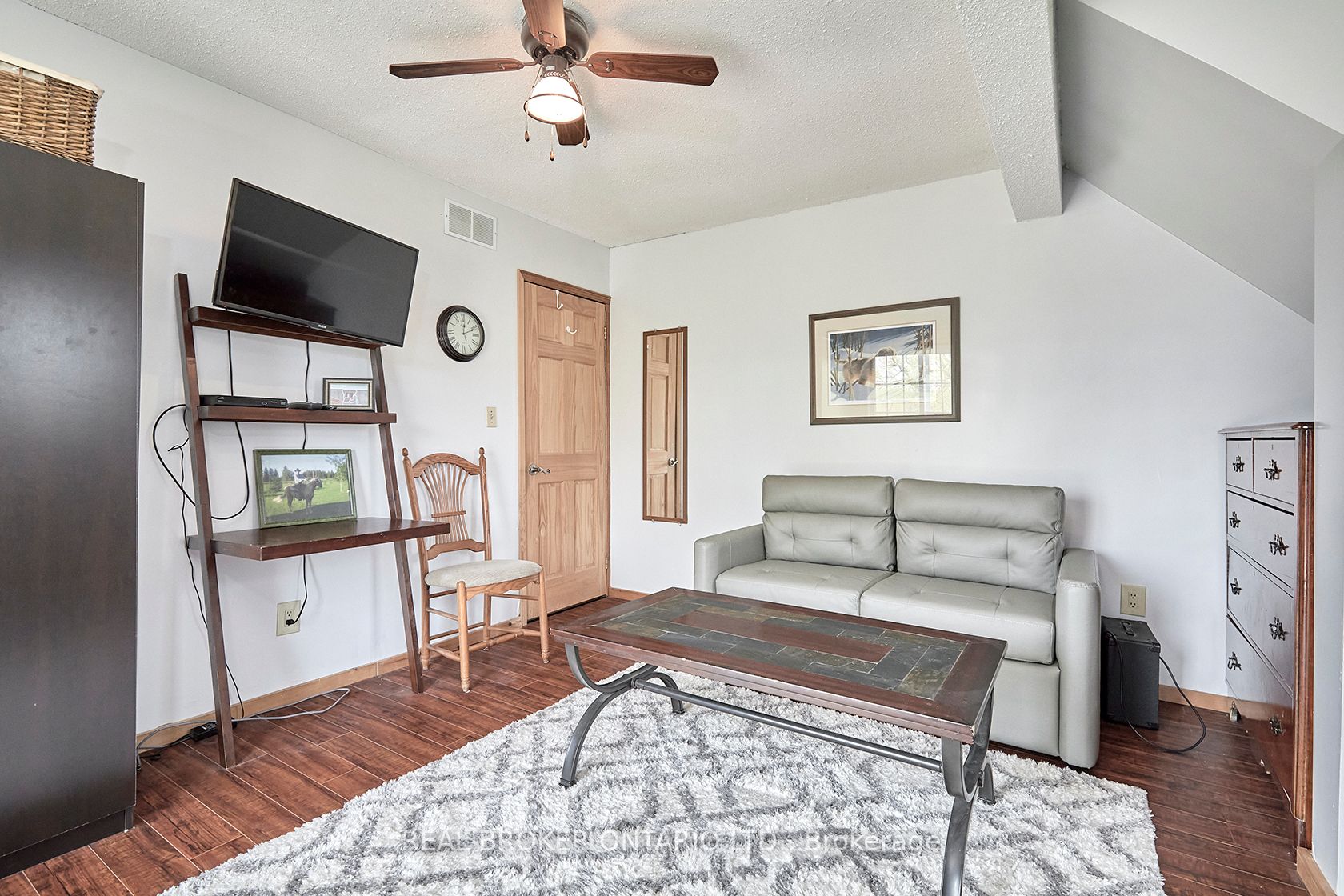 504224 89 Highway Property Photo 29