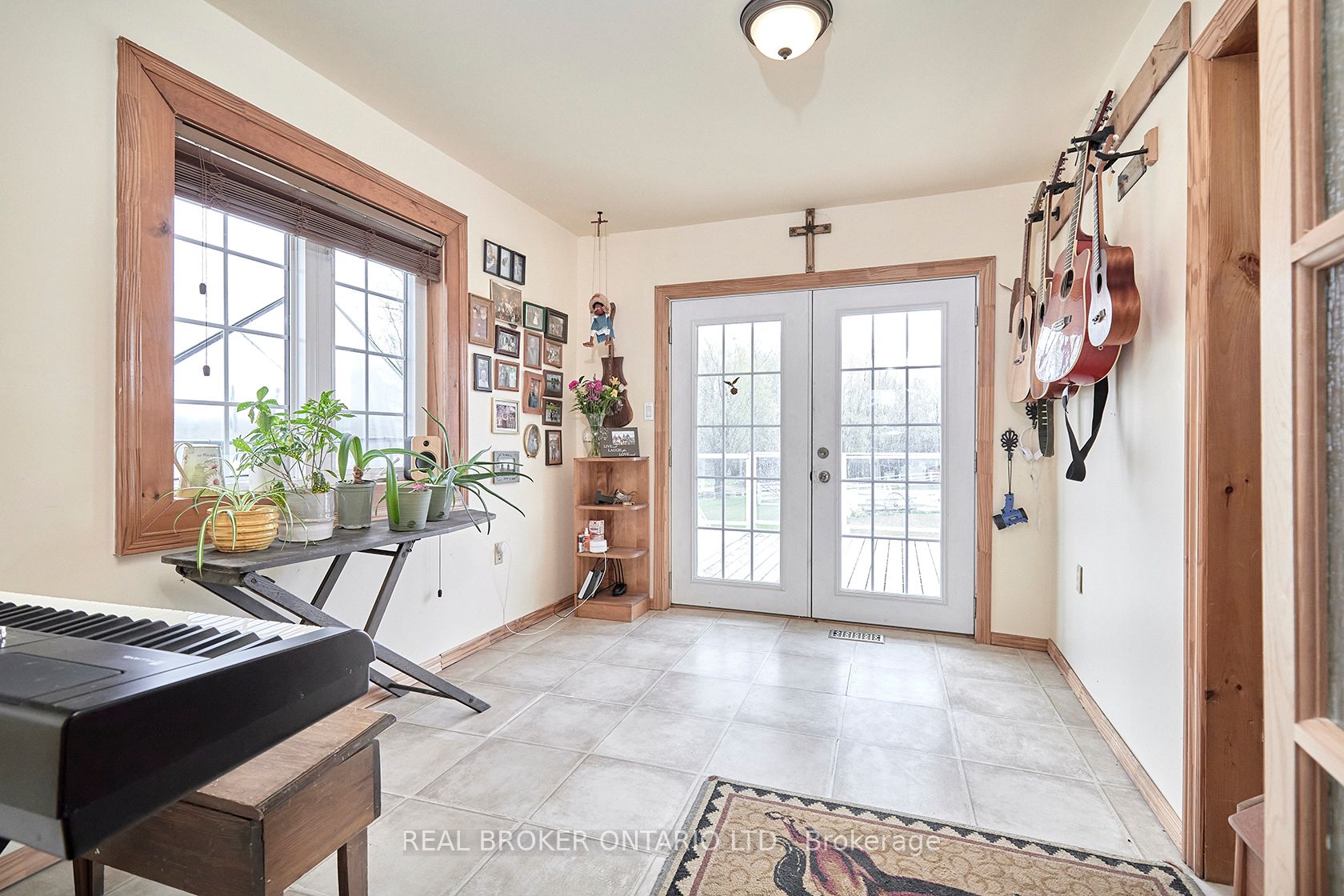 504224 89 Highway Property Photo 31