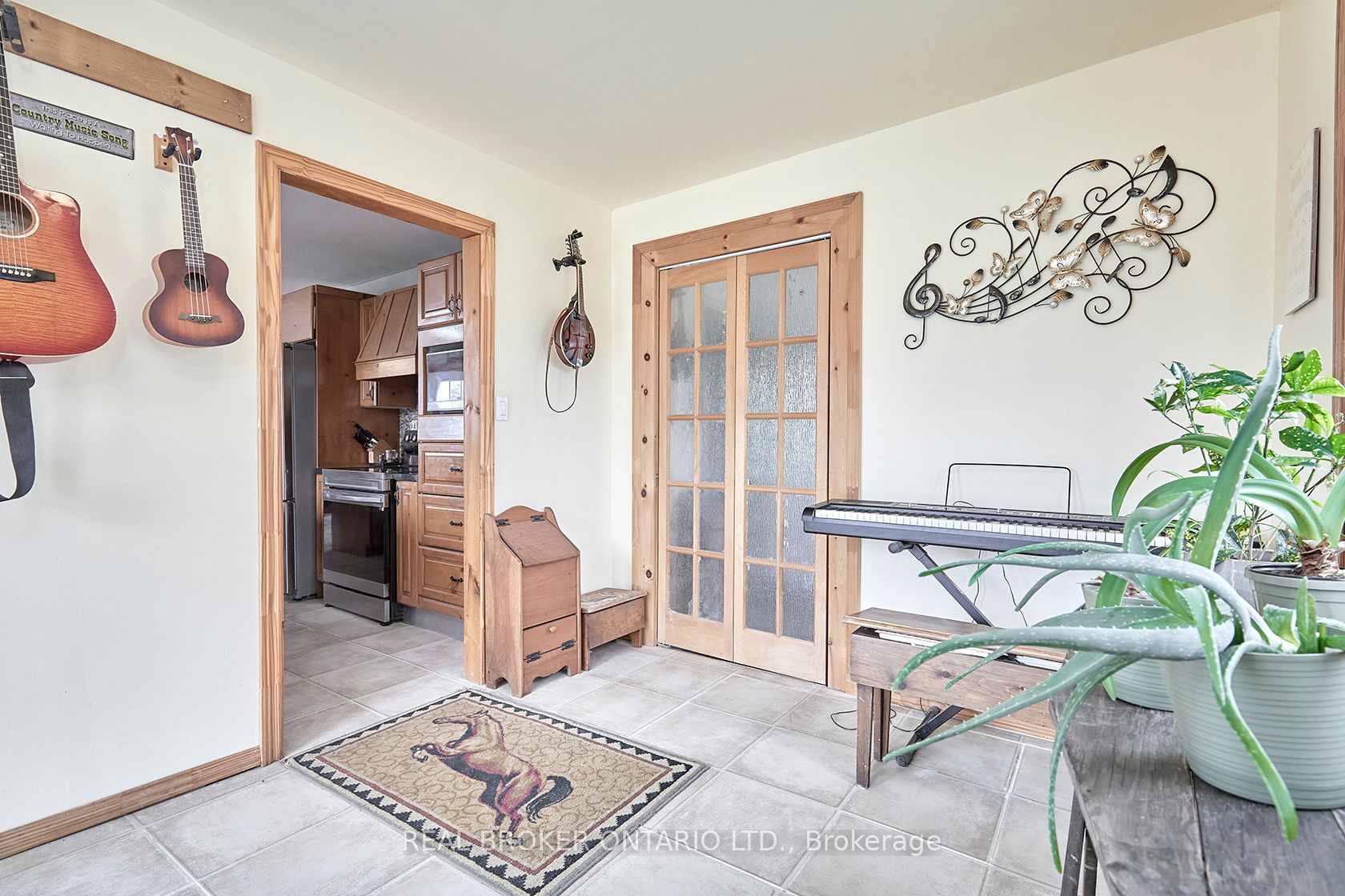 504224 89 Highway Property Photo 32