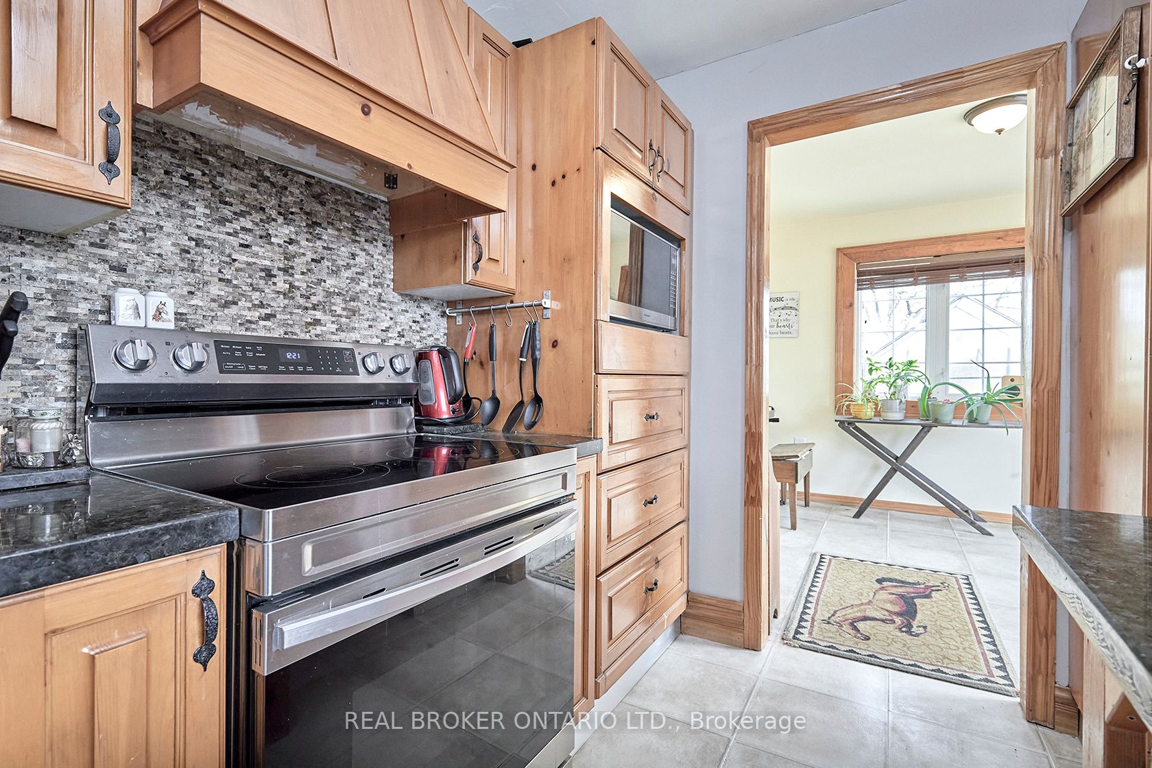 504224 89 Highway Property Photo 34