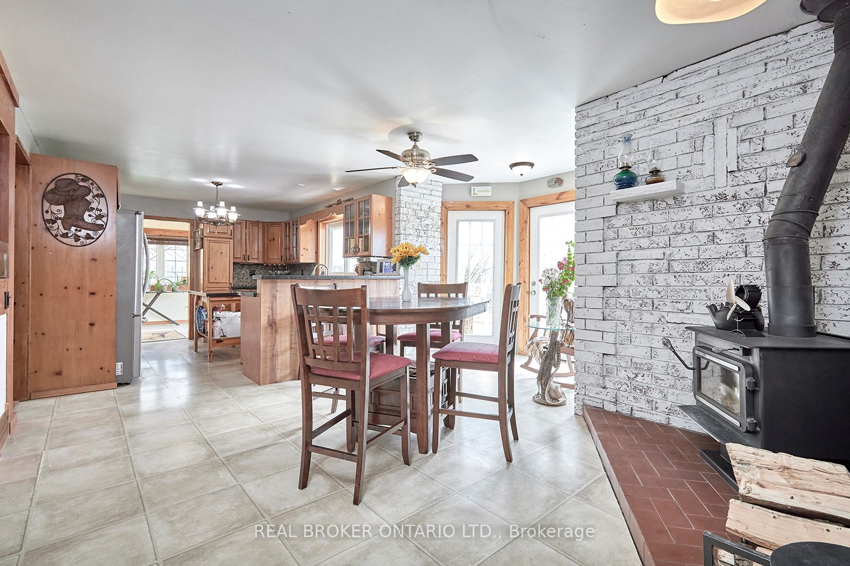 504224 89 Highway Property Photo 39