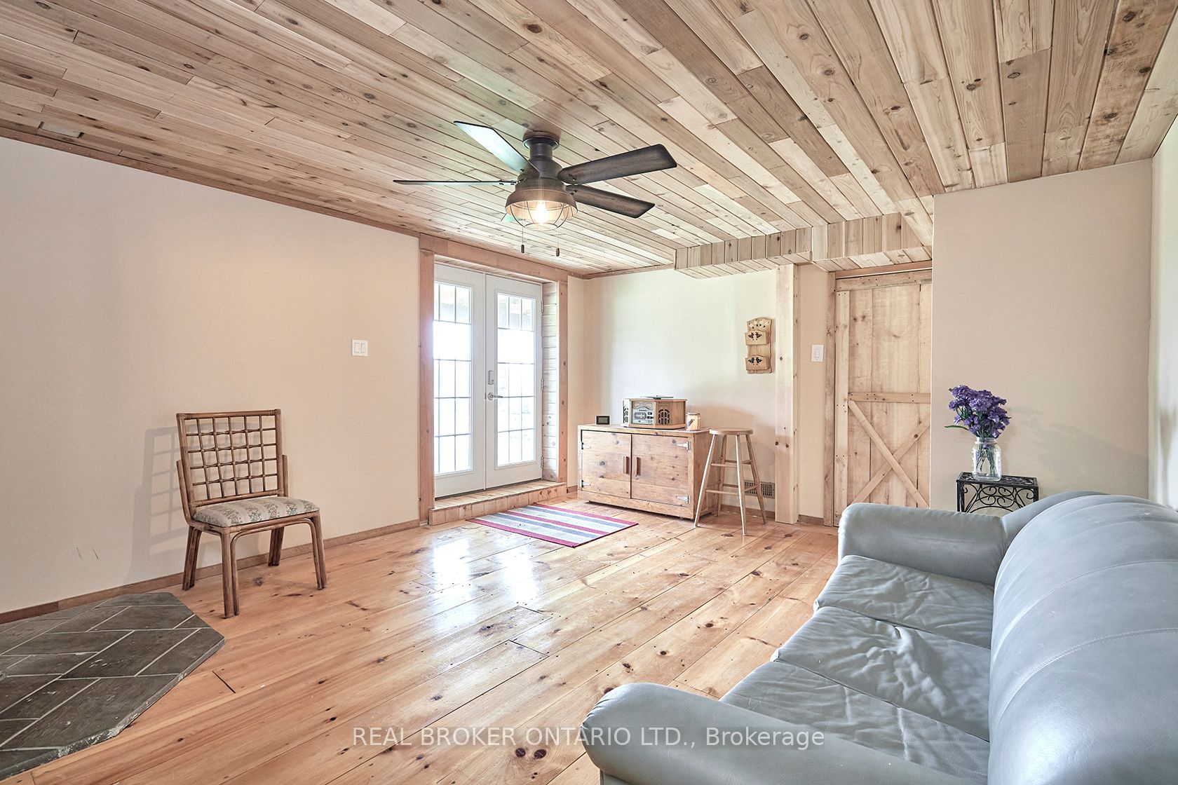 504224 89 Highway Property Photo 40