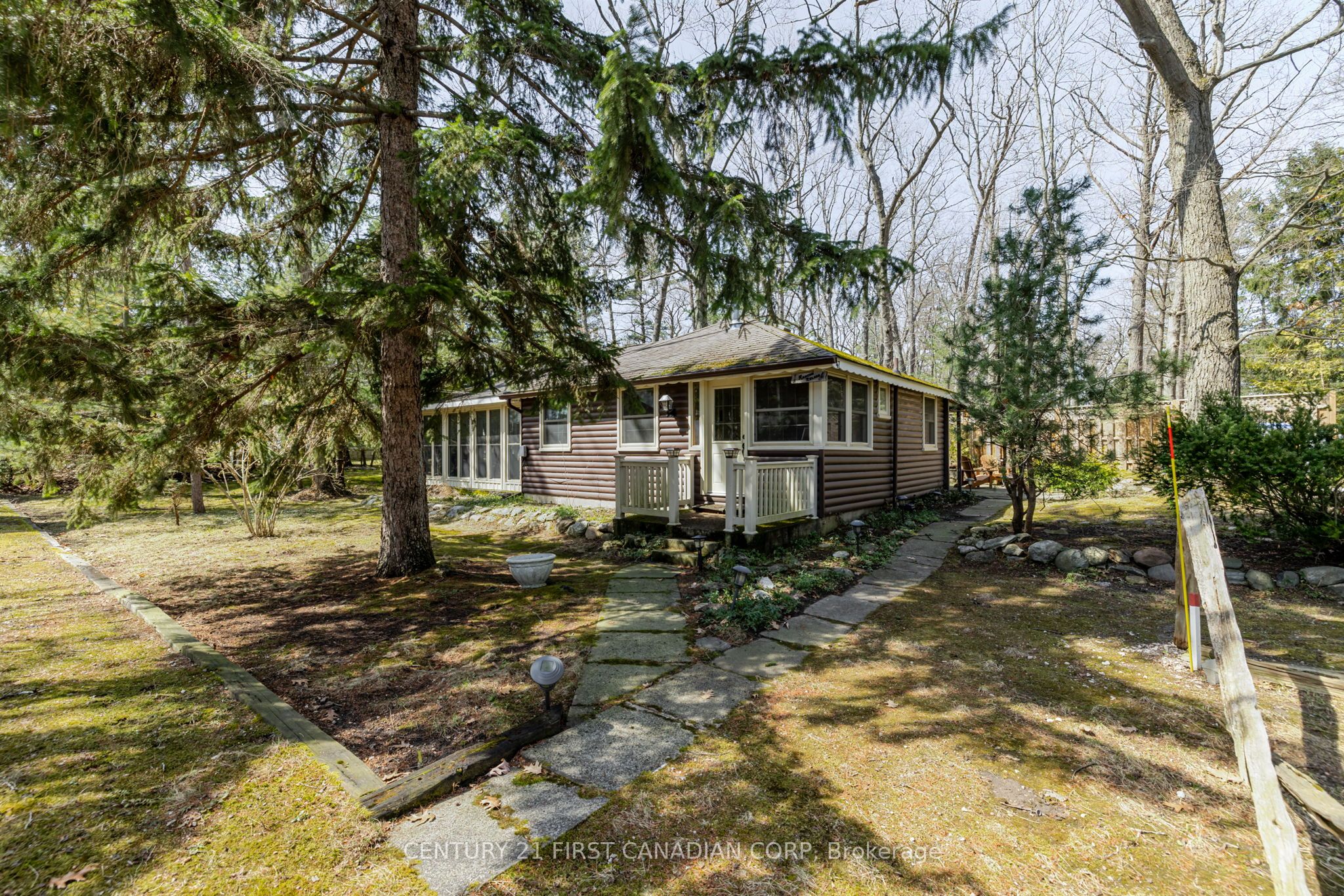 47 Heaman Crescent Property Photo 1
