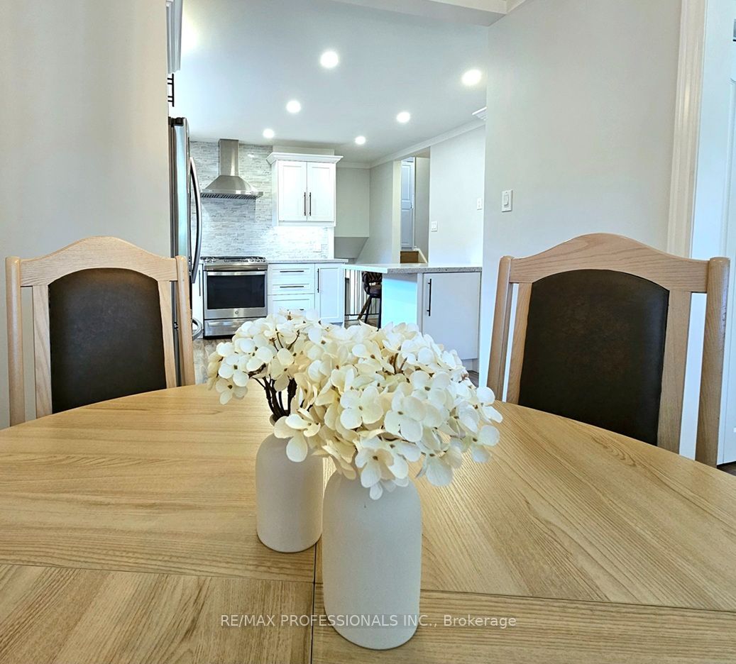7 Berko Avenue Property Photo 15