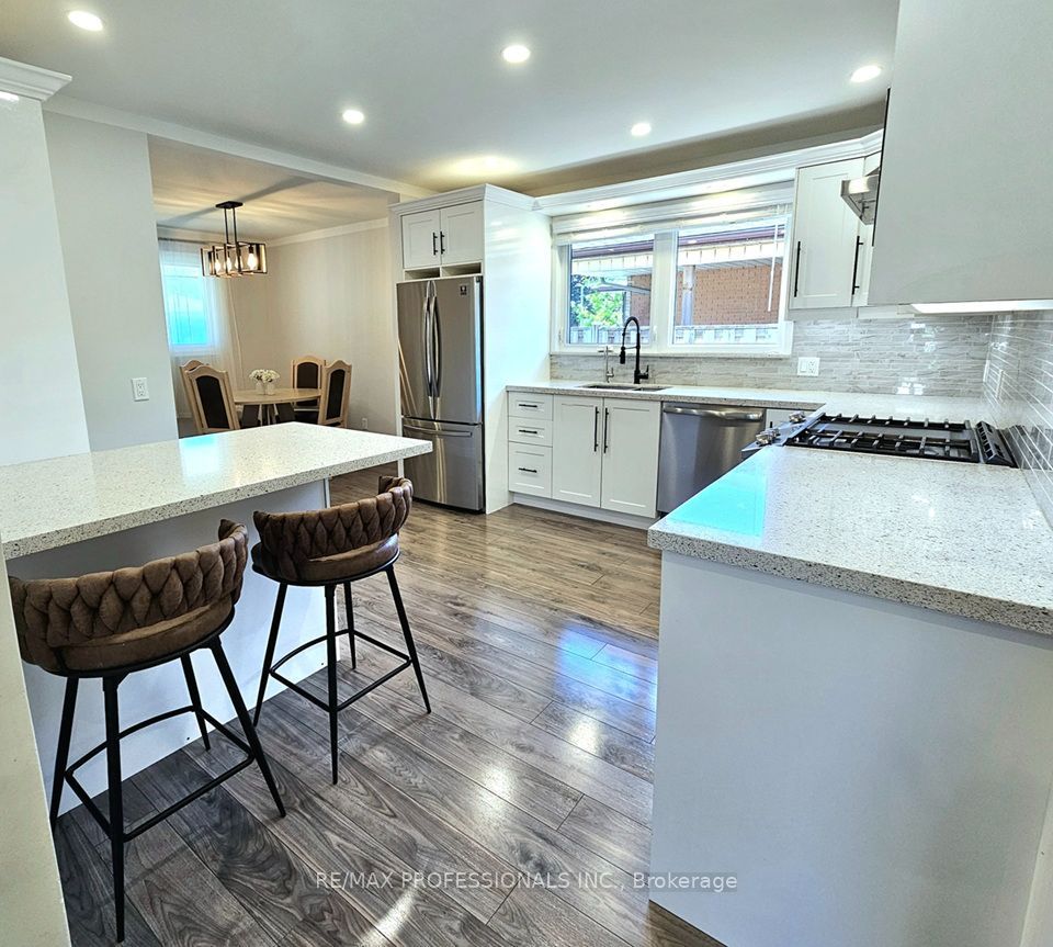 7 Berko Avenue Property Photo 18