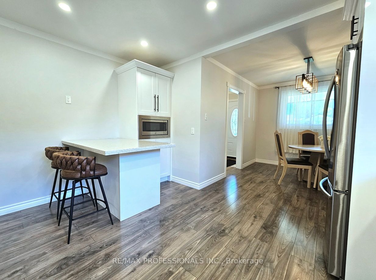 7 Berko Avenue Property Photo 20