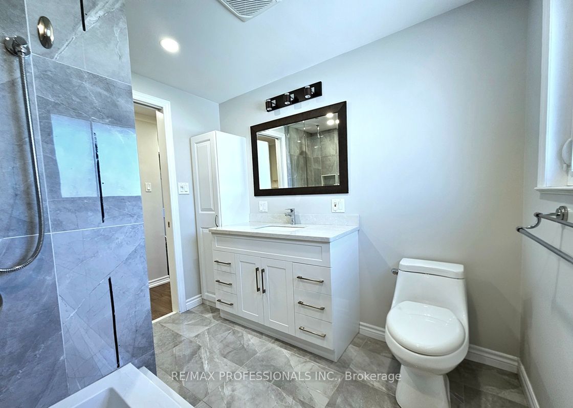7 Berko Avenue Property Photo 28