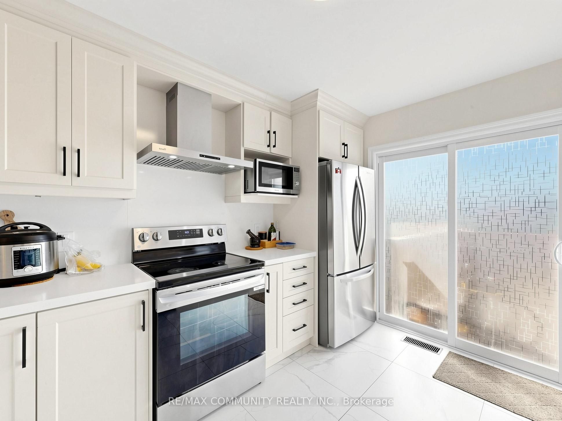 20 Landon Avenue Property Photo 6