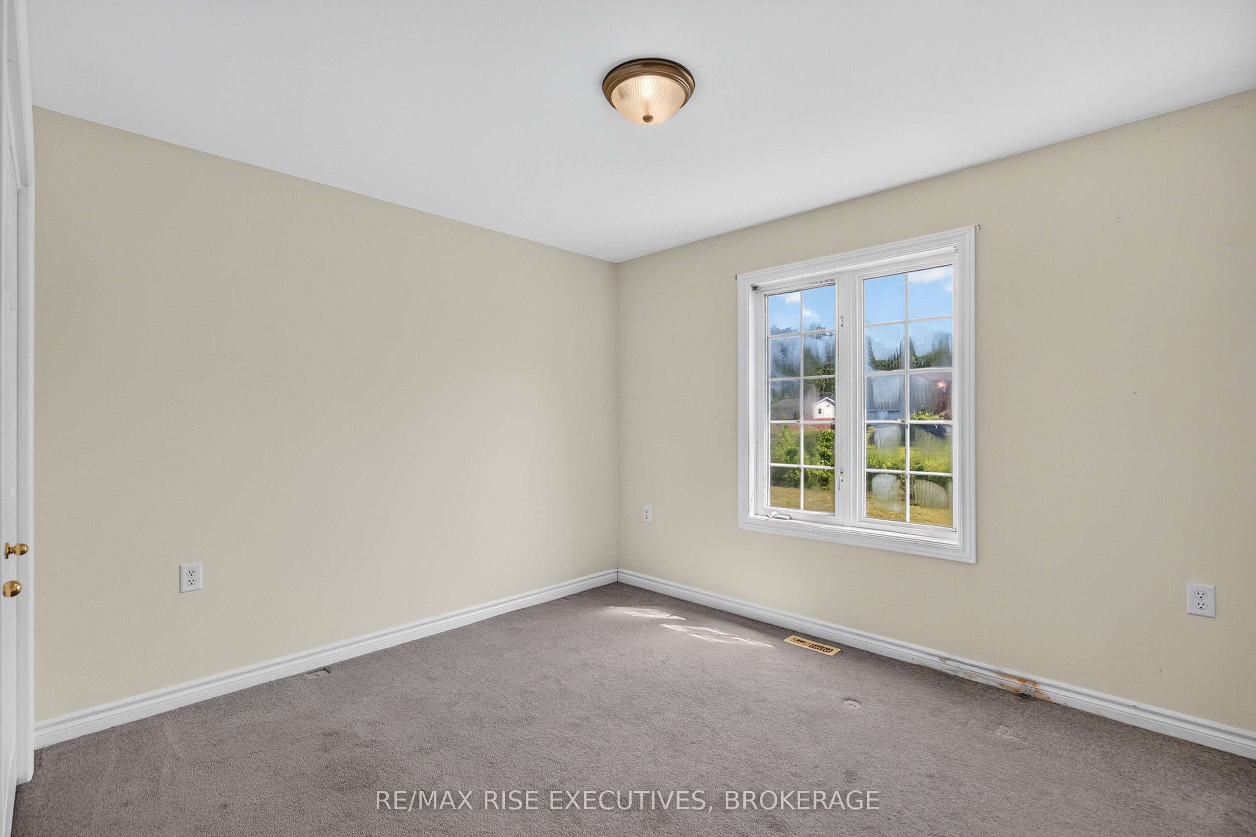 289 Colebrook Road Property Photo 25