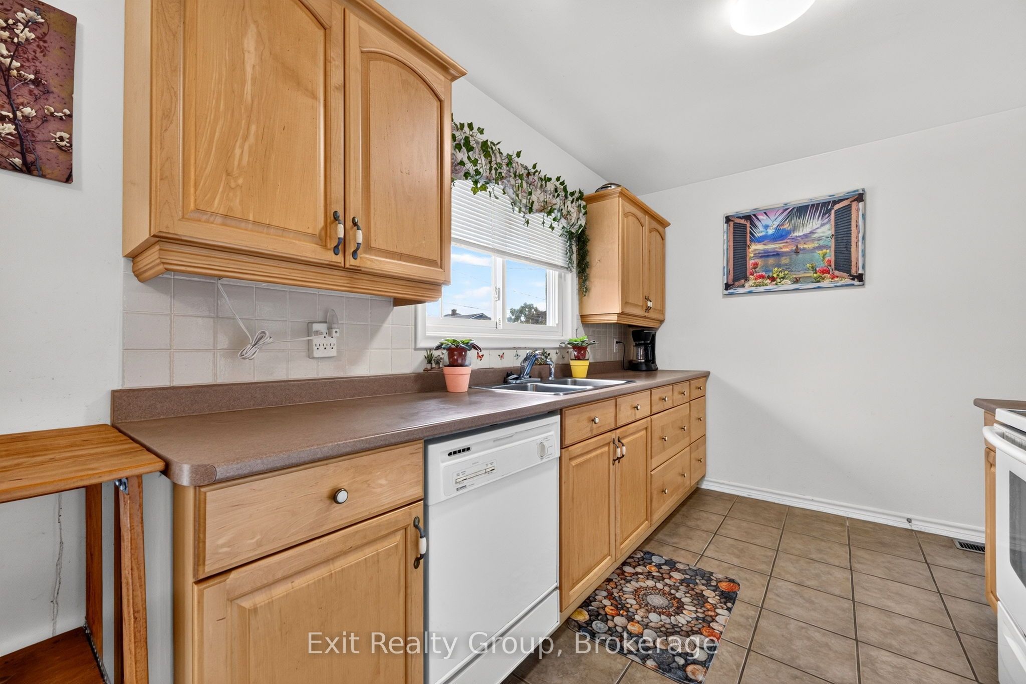 41 Second Avenue Property Photo 16