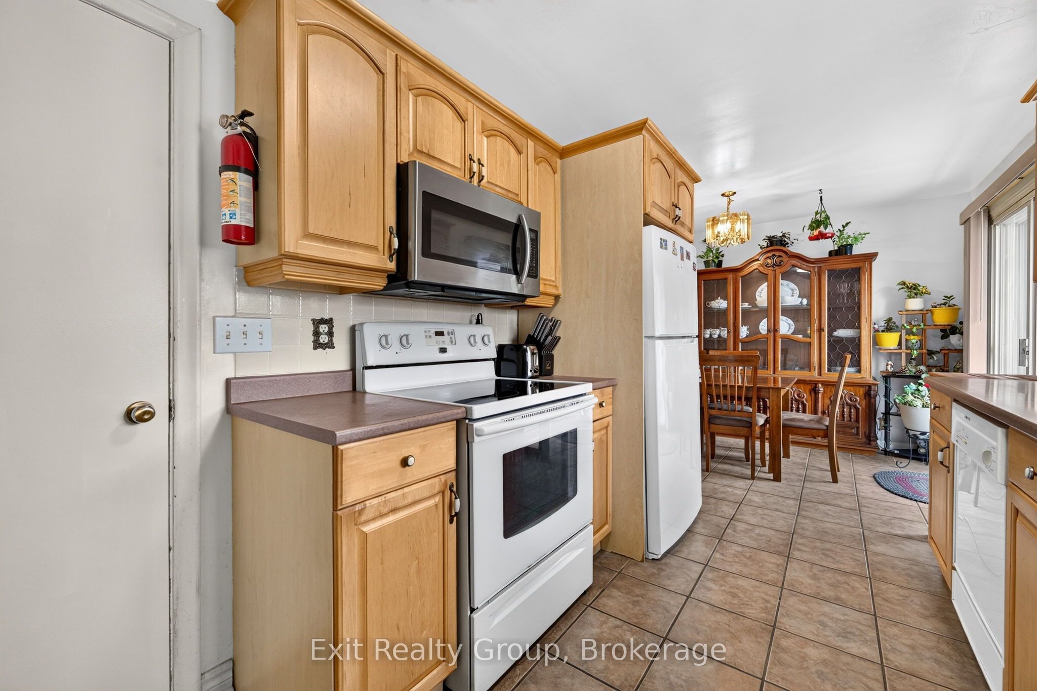 41 Second Avenue Property Photo 17