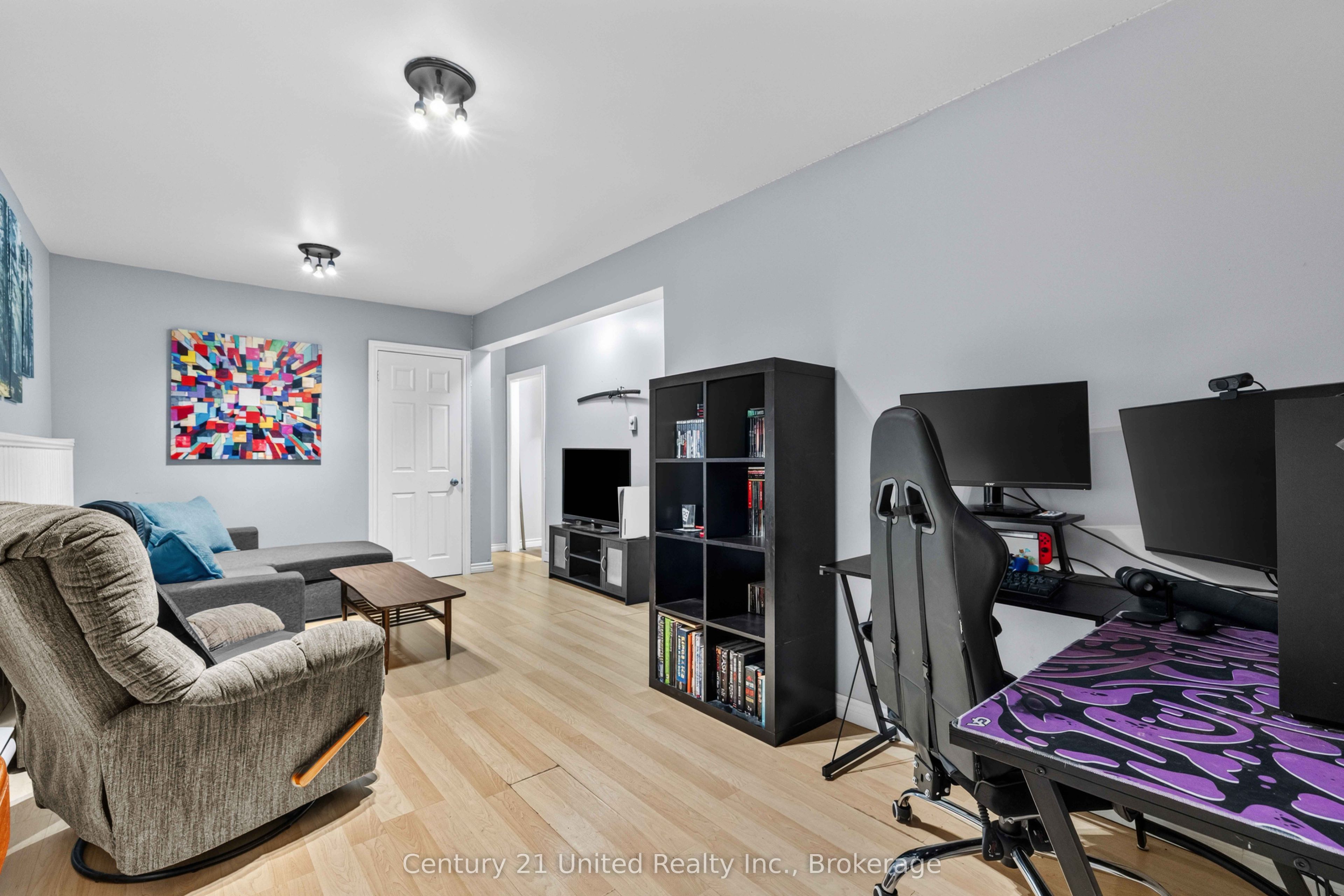 718 Mountain Ash Road Property Photo 21