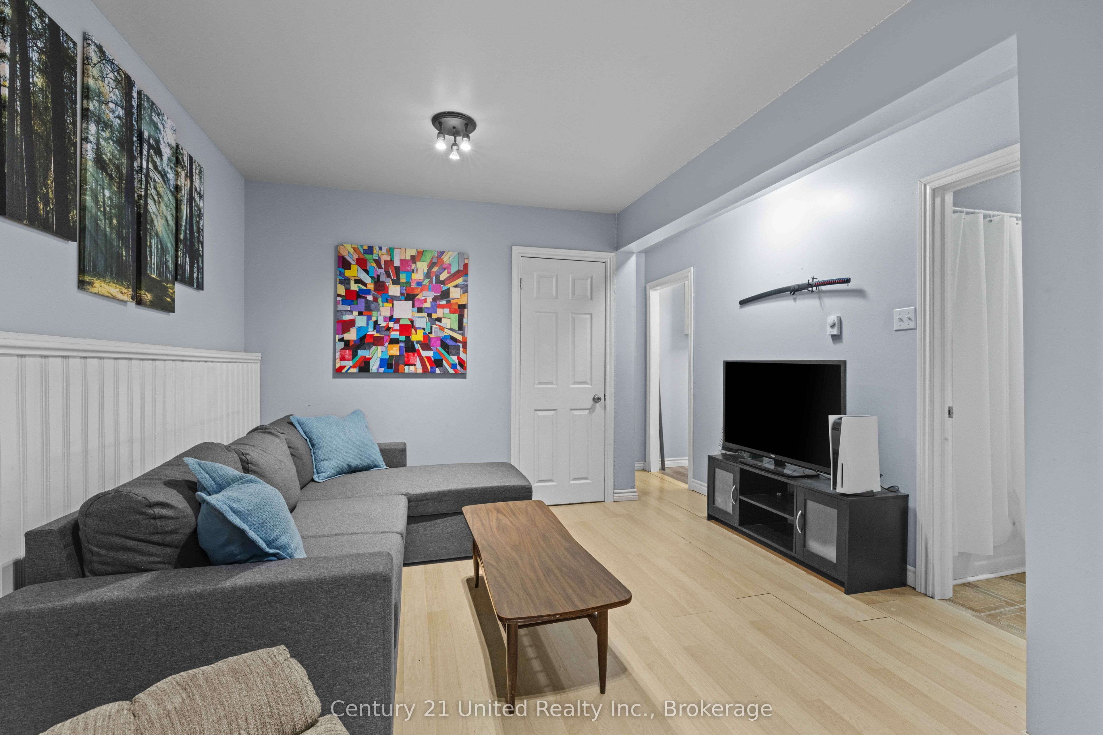 718 Mountain Ash Road Property Photo 23