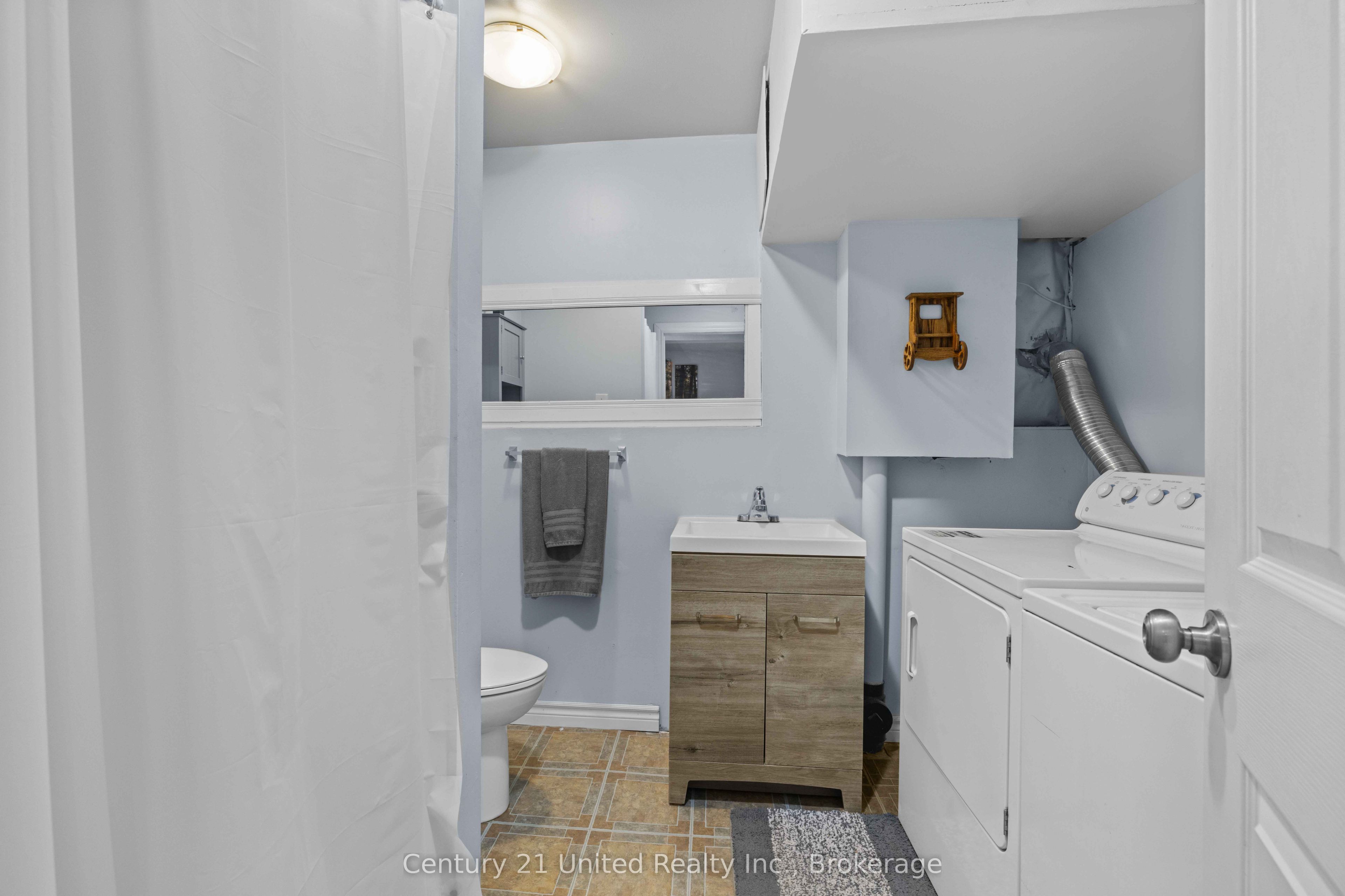 718 Mountain Ash Road Property Photo 26
