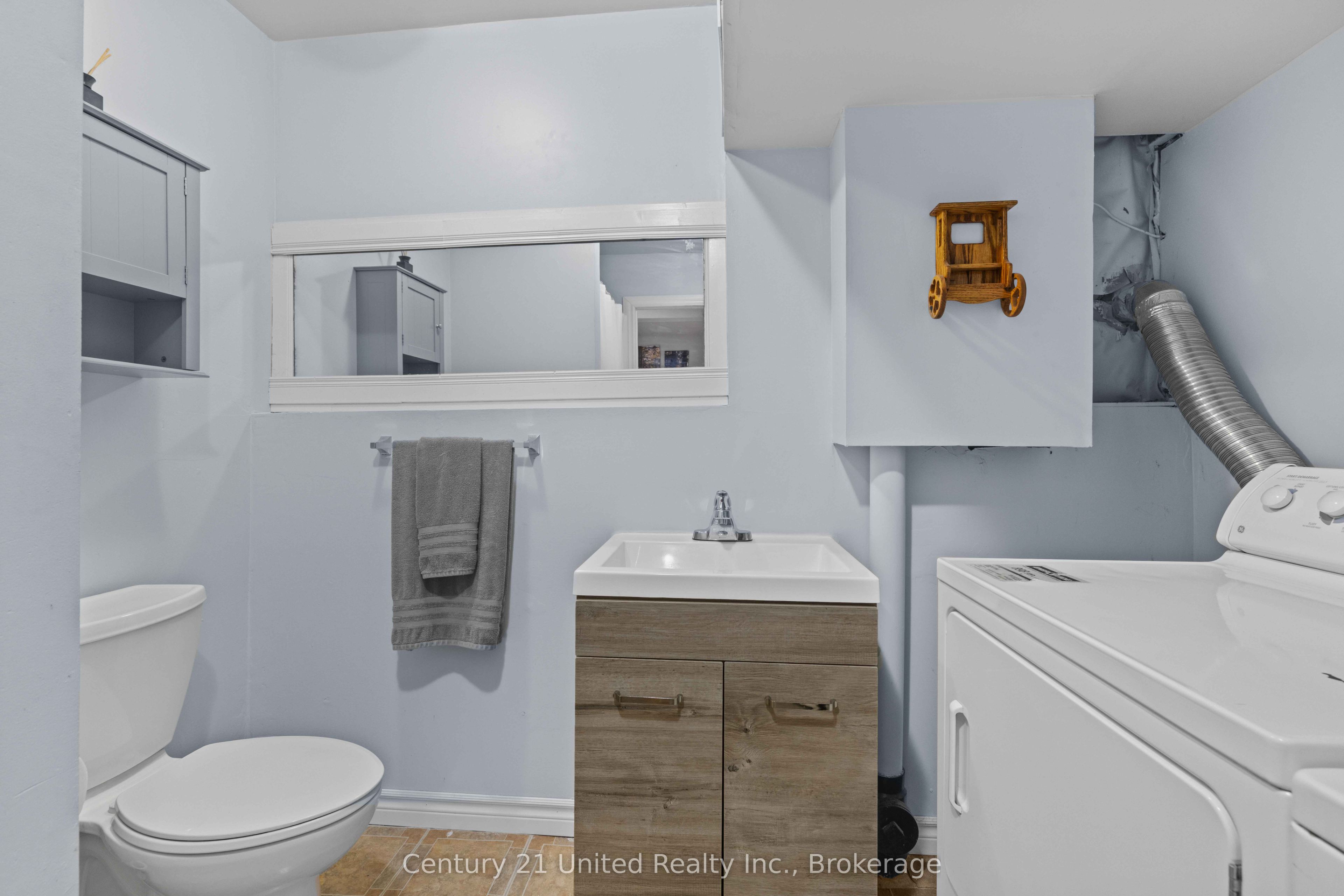 718 Mountain Ash Road Property Photo 27