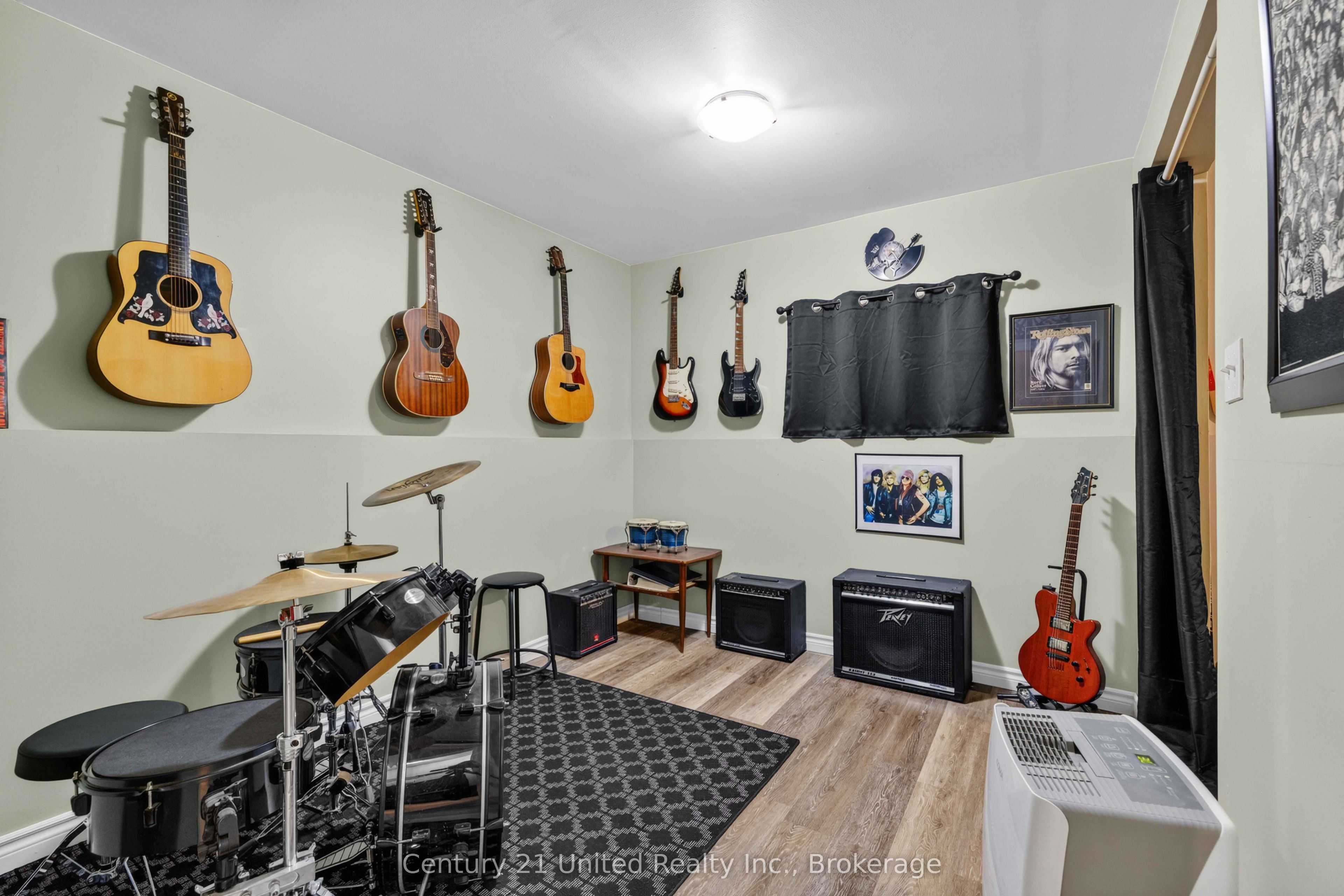718 Mountain Ash Road Property Photo 31
