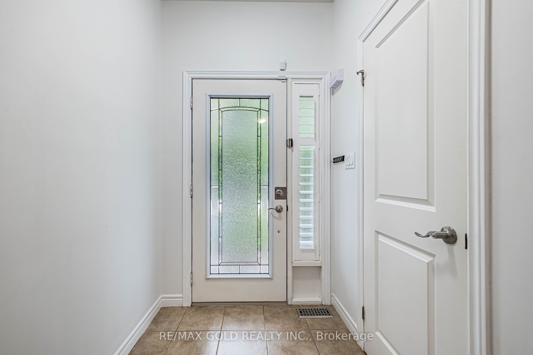 1452 Baseline Road Property Photo 6
