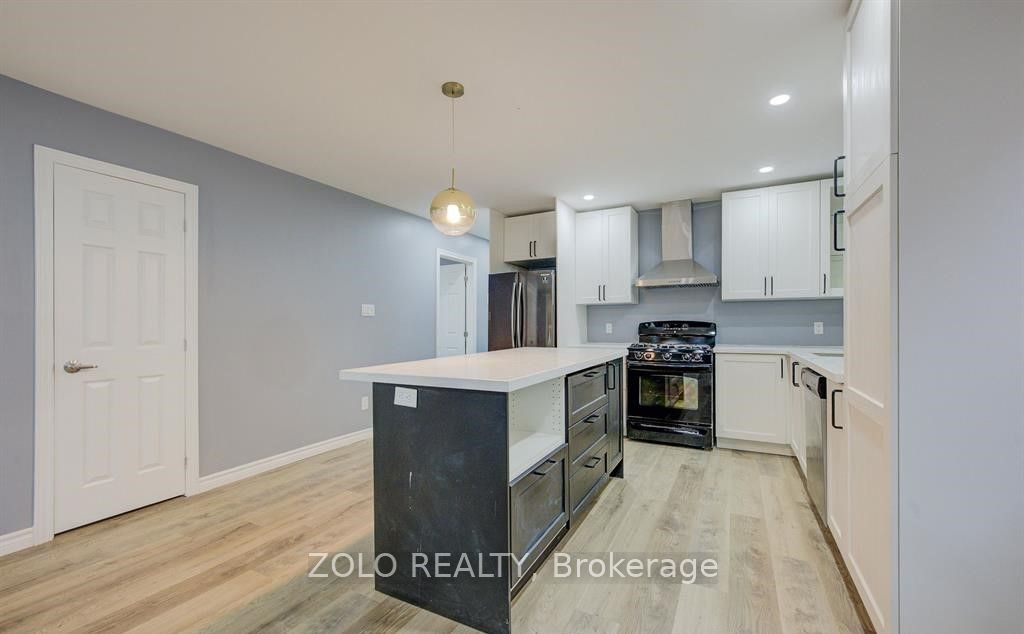 15 Nathaniel Crescent Upper Property Photo 19