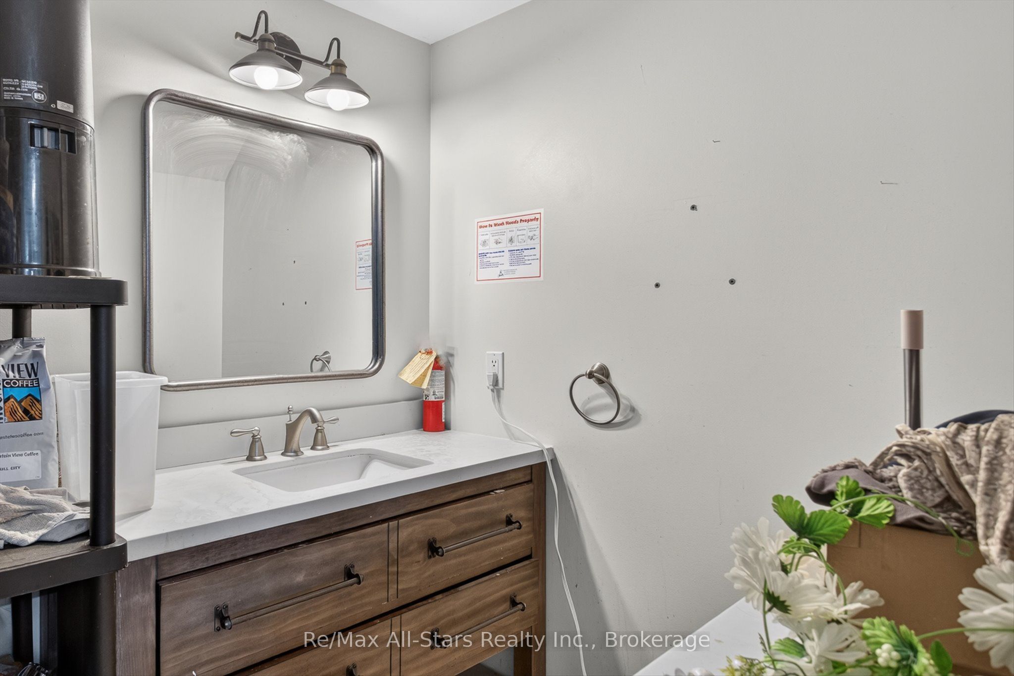 1482 Highway 7 A Property Photo 14