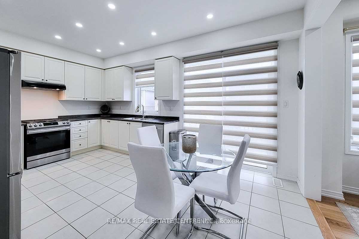167 Longboat Run Way W Property Photo 11