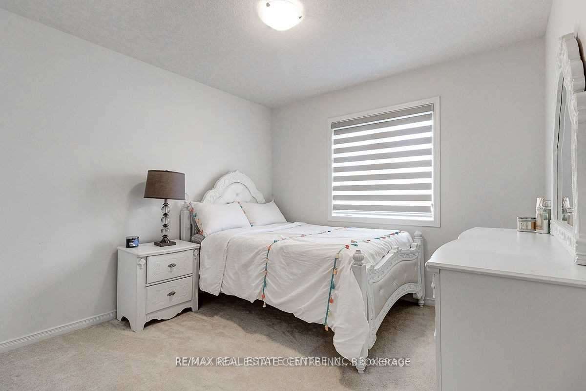 167 Longboat Run Way W Property Photo 27