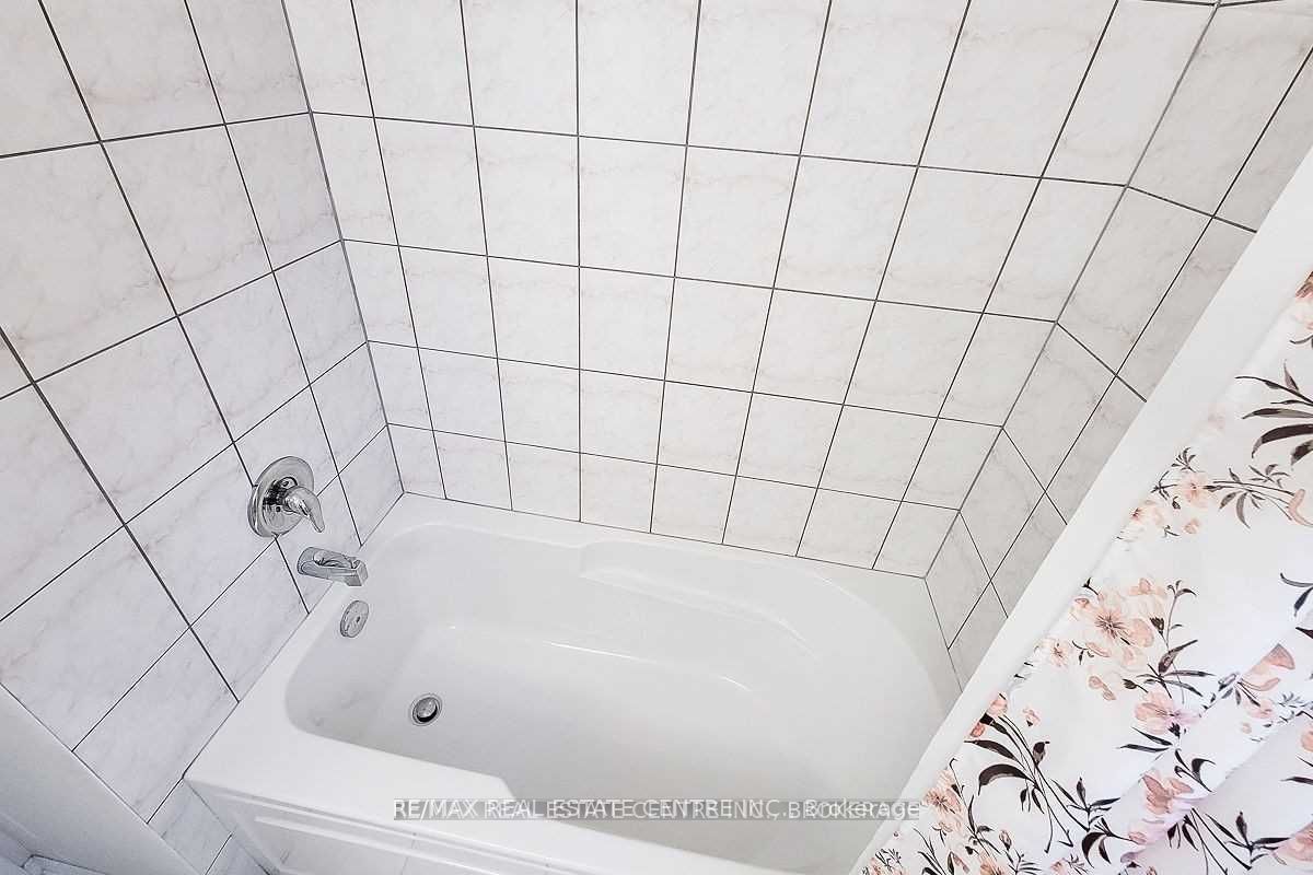 167 Longboat Run Way W Property Photo 30