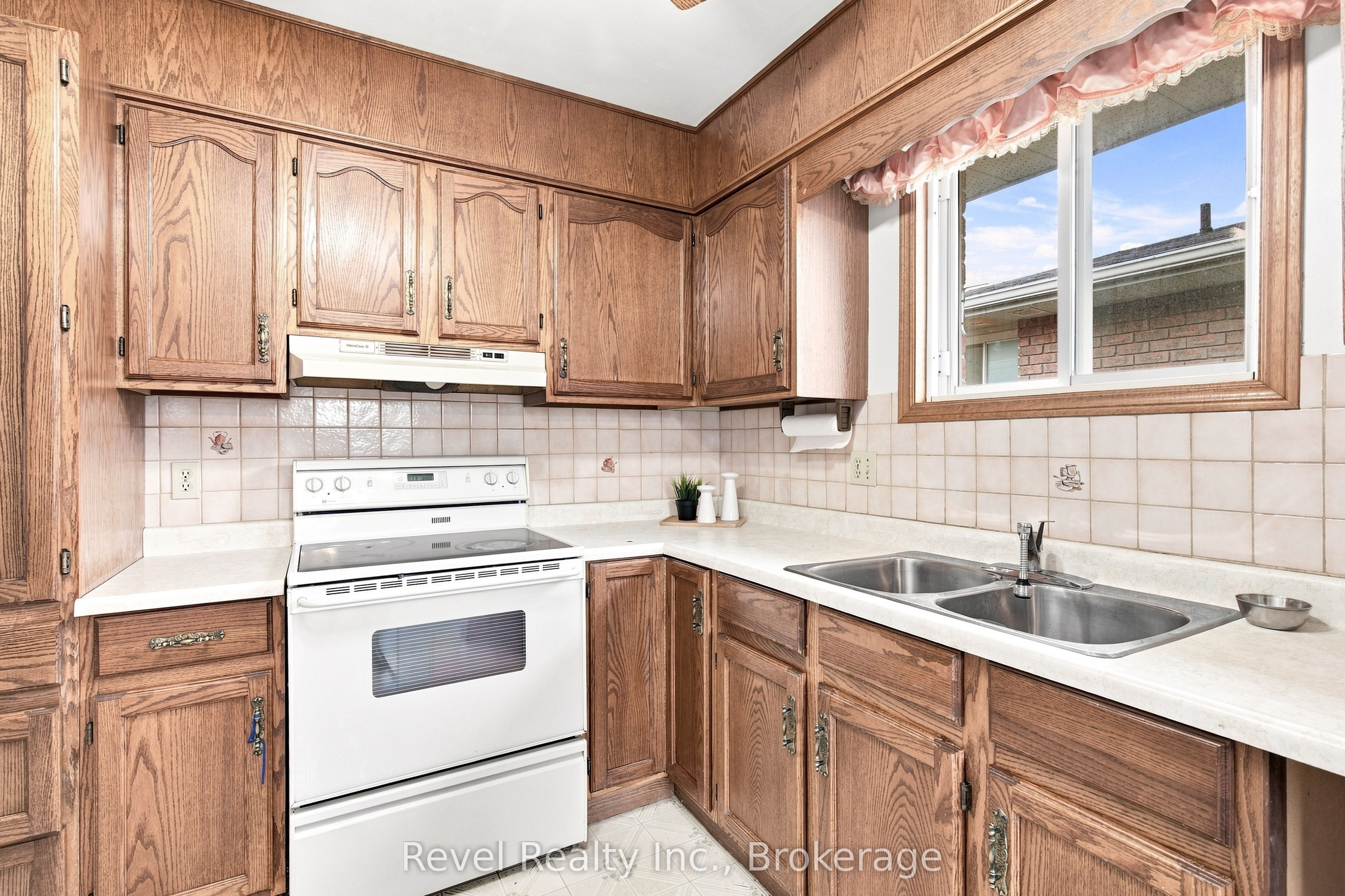 43 Wilson Avenue Property Photo 14