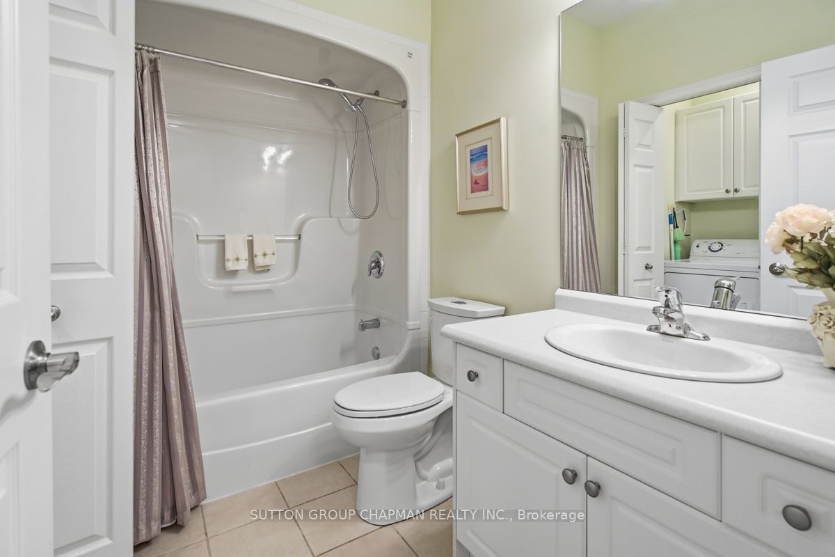 455 Hyde Park Road 15 Property Photo 33