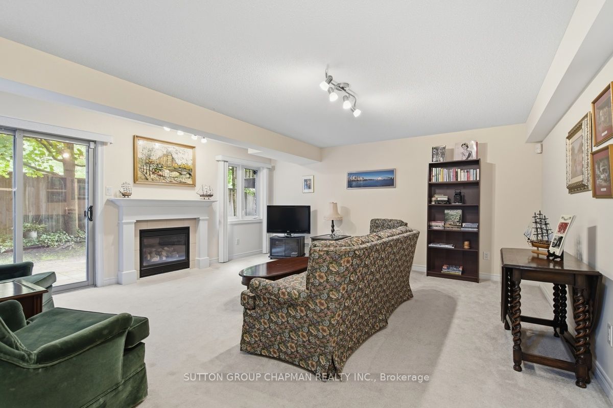 455 Hyde Park Road 15 Property Photo 38