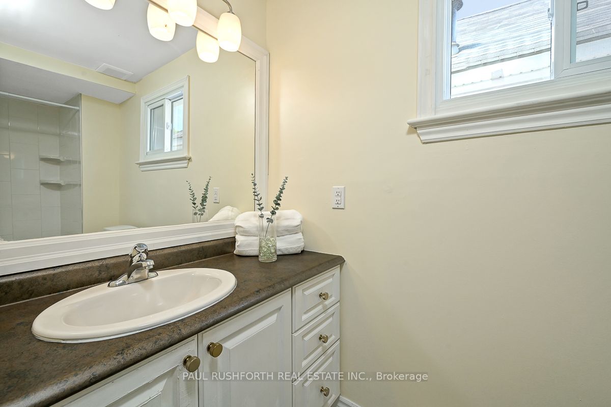 978 Admiral Avenue Property Photo 13