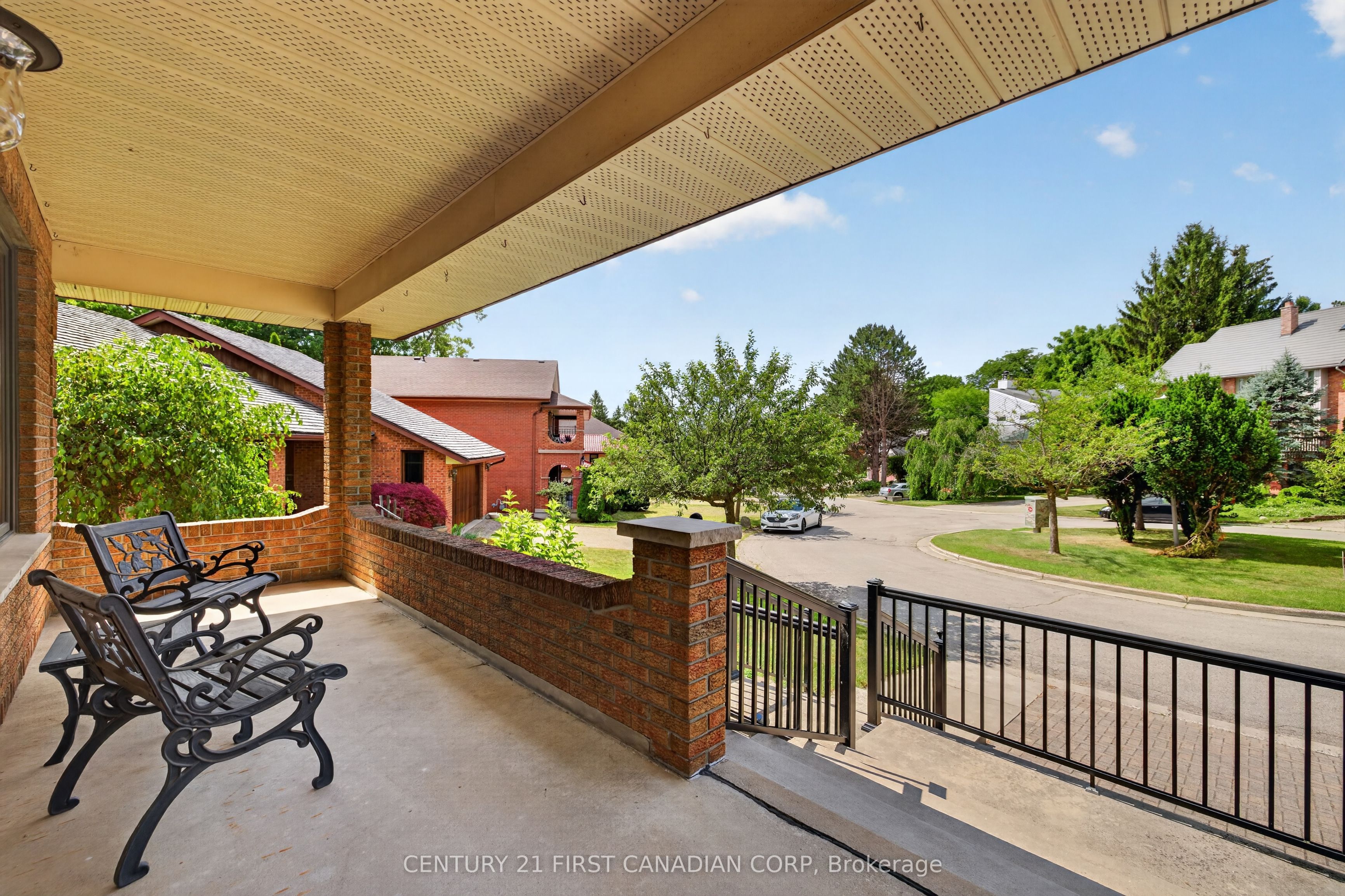 27 Stirrup Court Property Photo 4