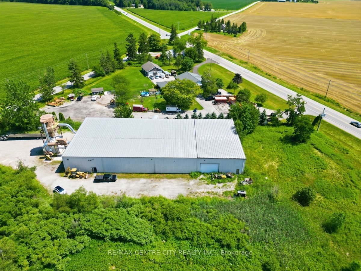 23819 Coldstream Road Property Photo 6
