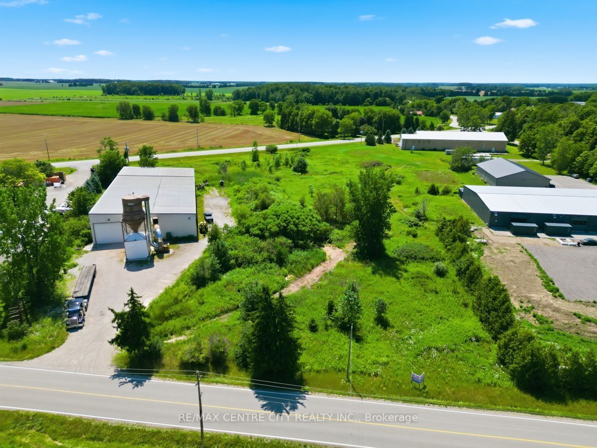 23819 Coldstream Road Property Photo 8