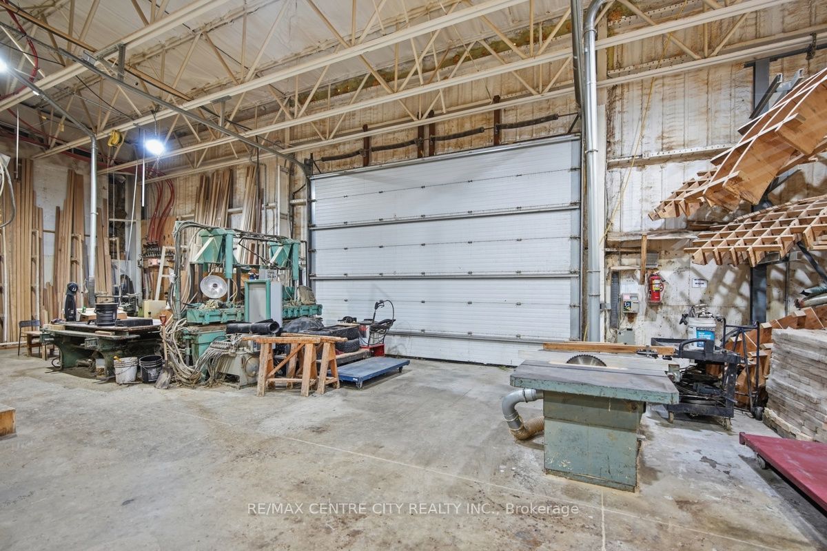 23819 Coldstream Road Property Photo 18