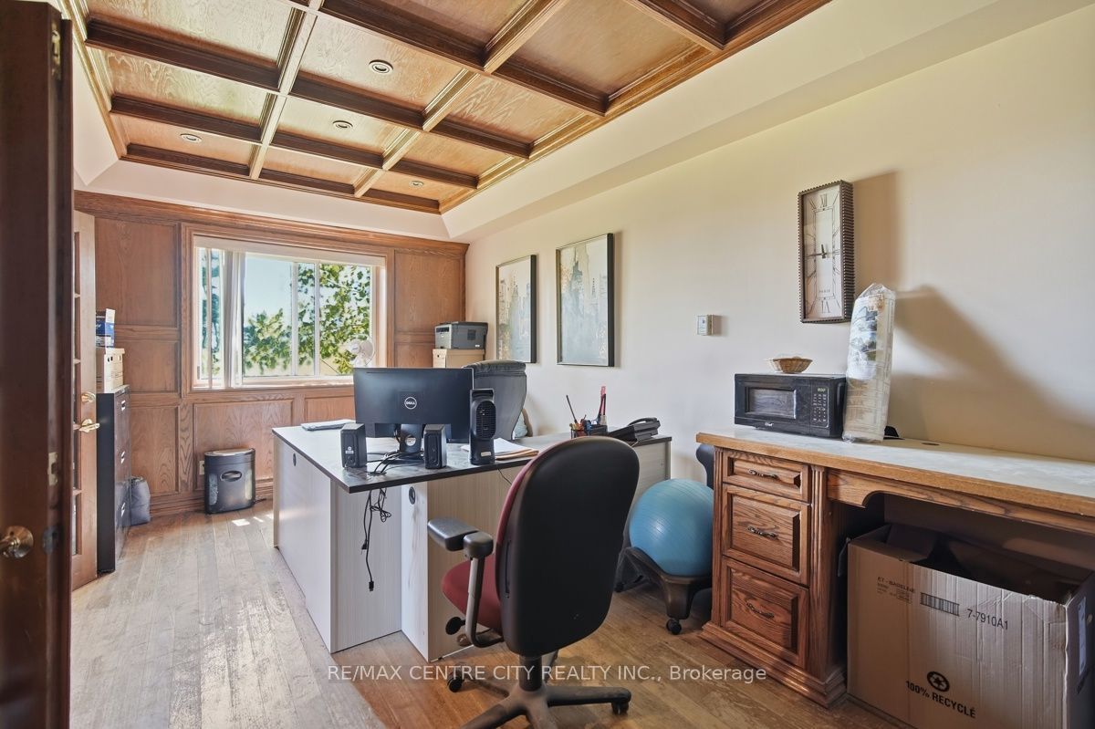 23819 Coldstream Road Property Photo 37