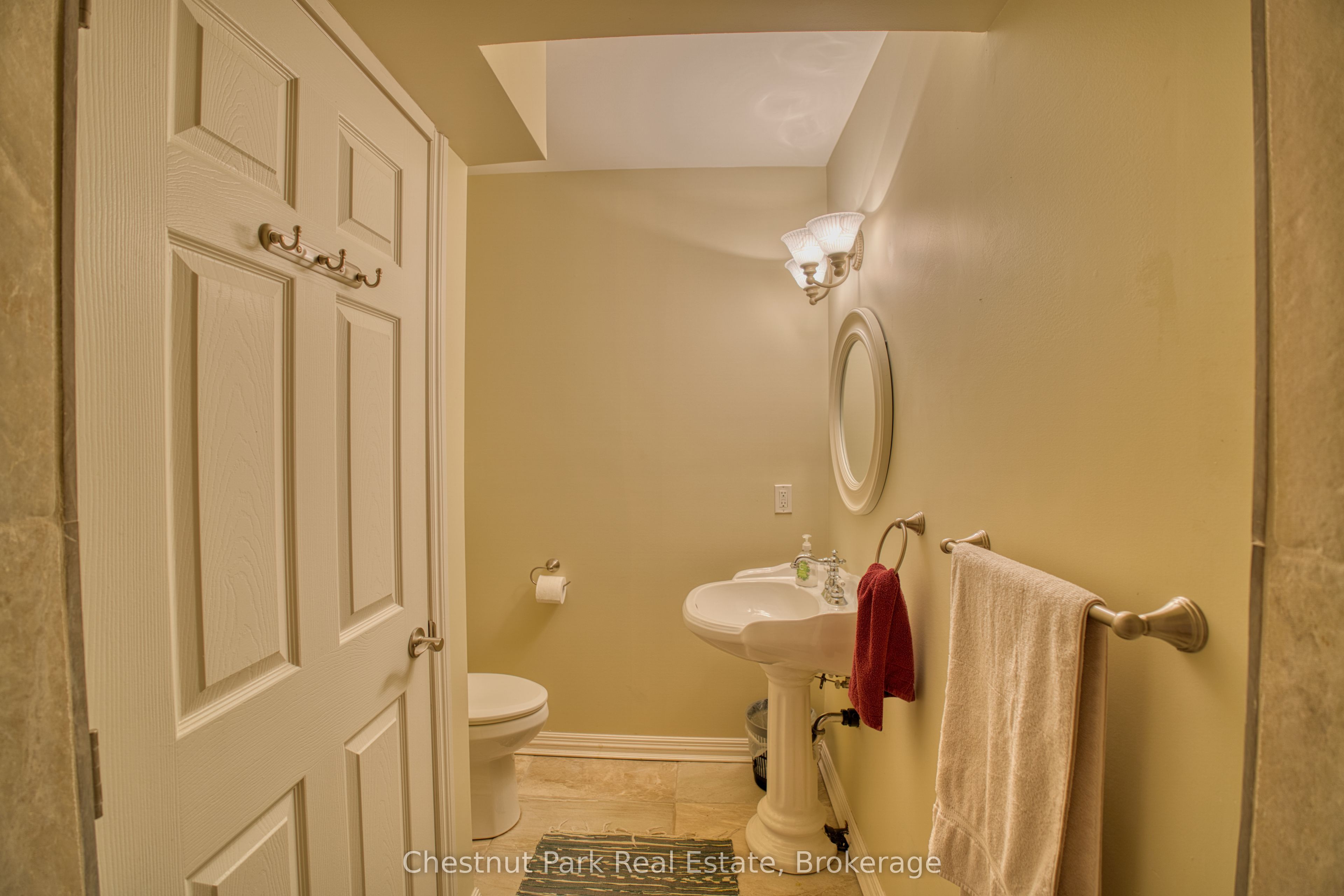 76 Everett Road Property Photo 23