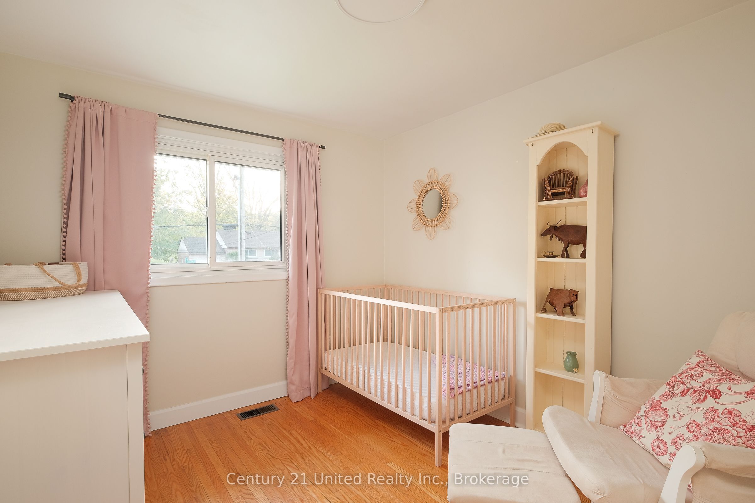 922 Webber Avenue Property Photo 16