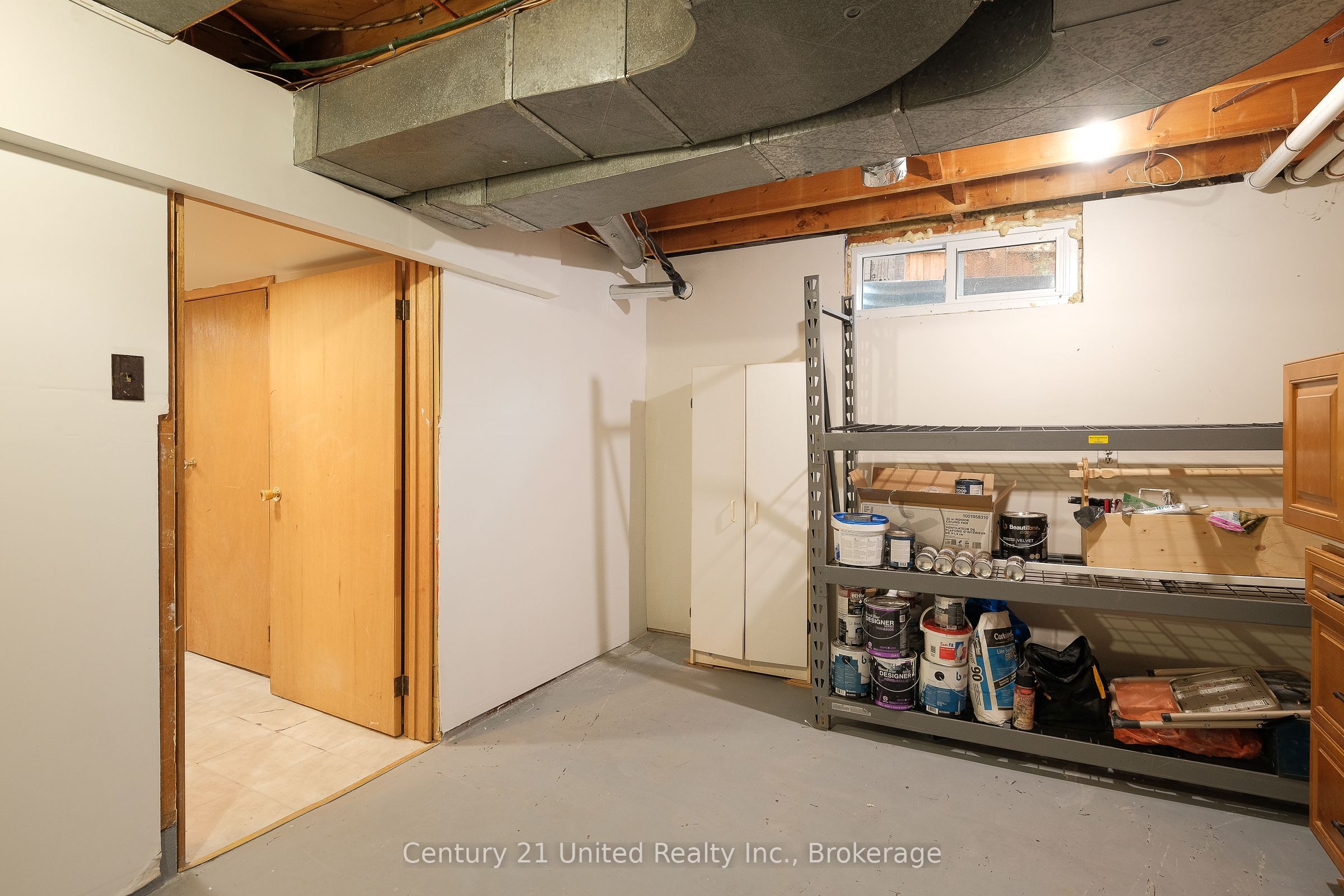 922 Webber Avenue Property Photo 21