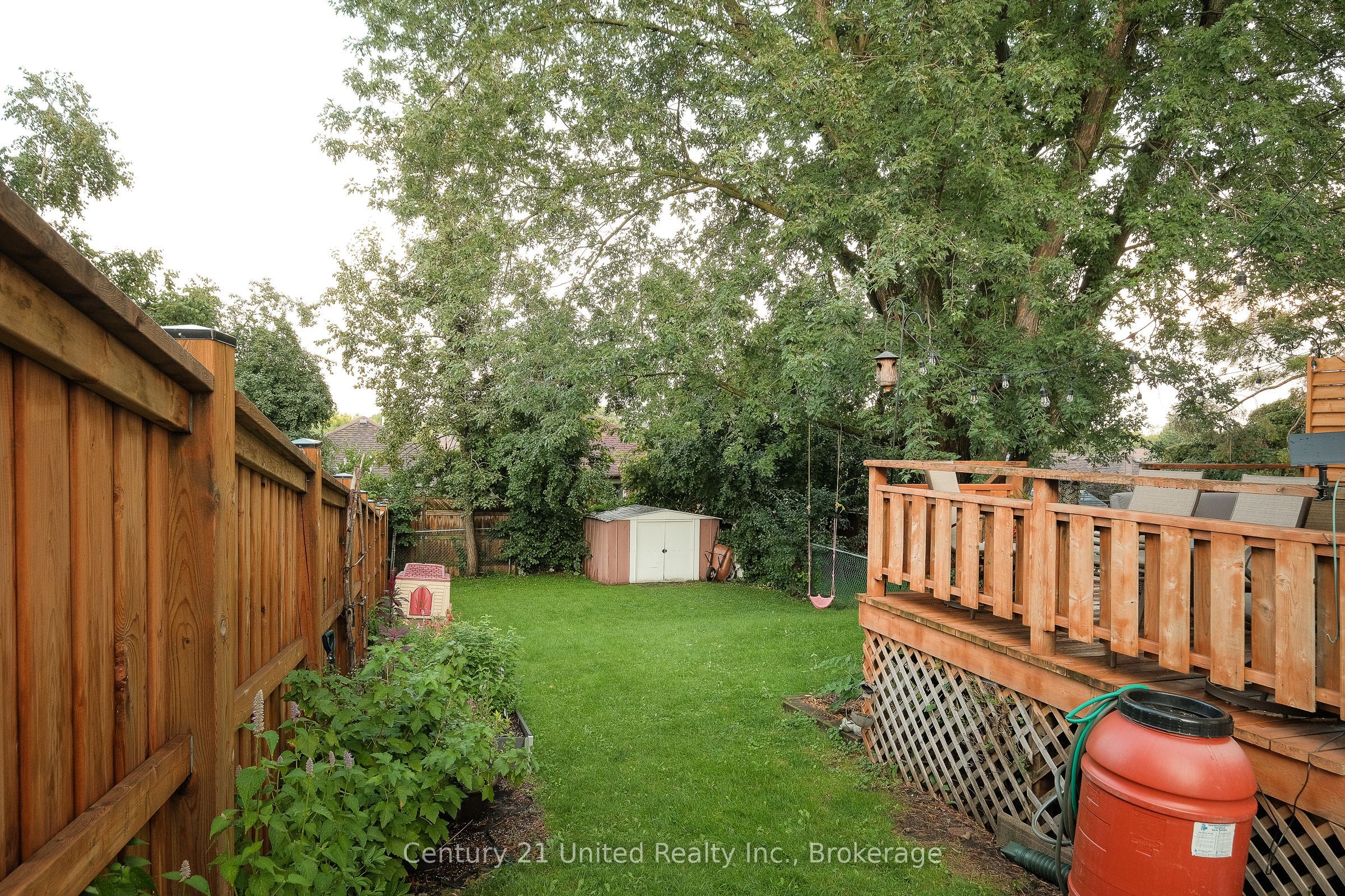 922 Webber Avenue Property Photo 22