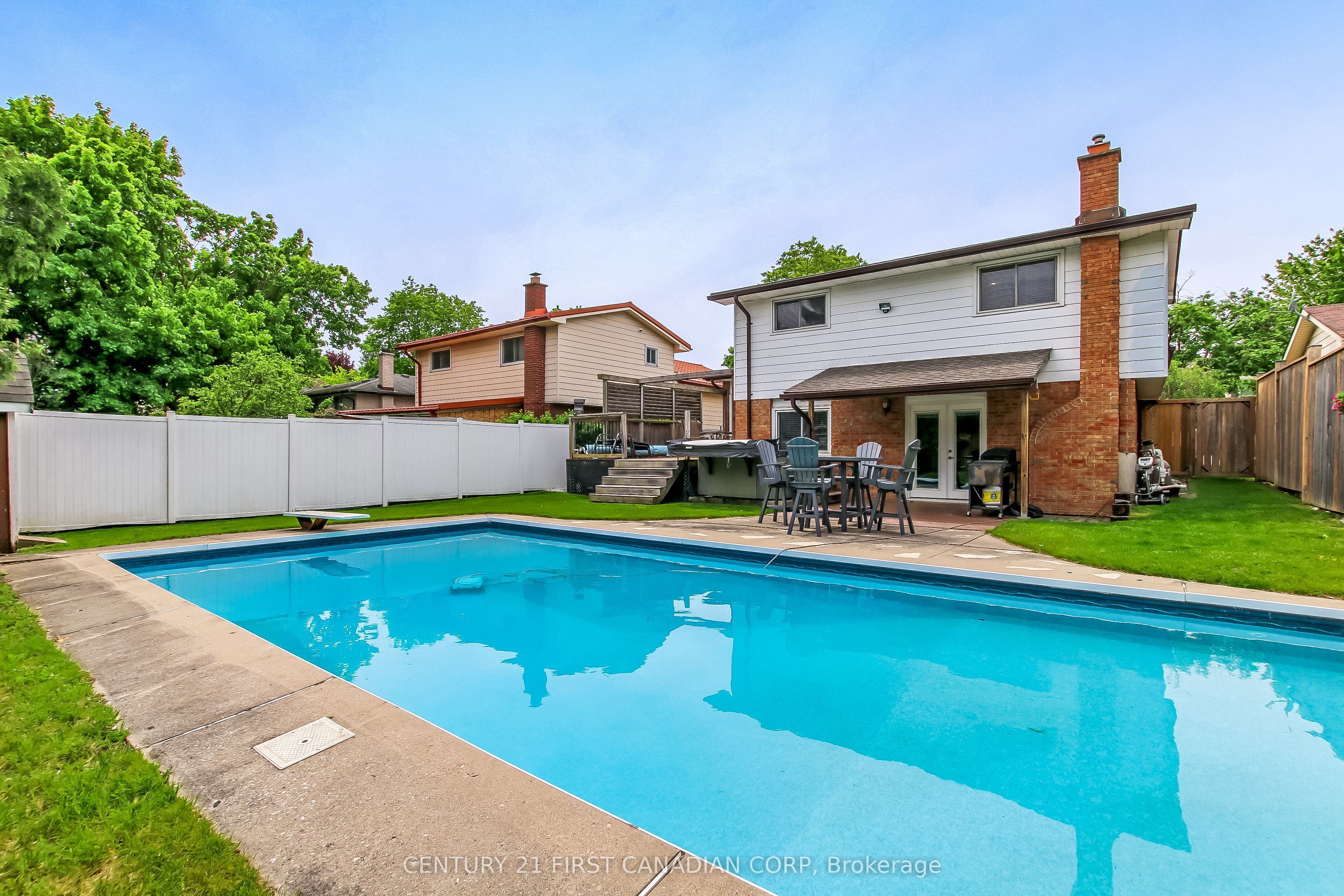 74 Winding Way Crescent Property Photo 30