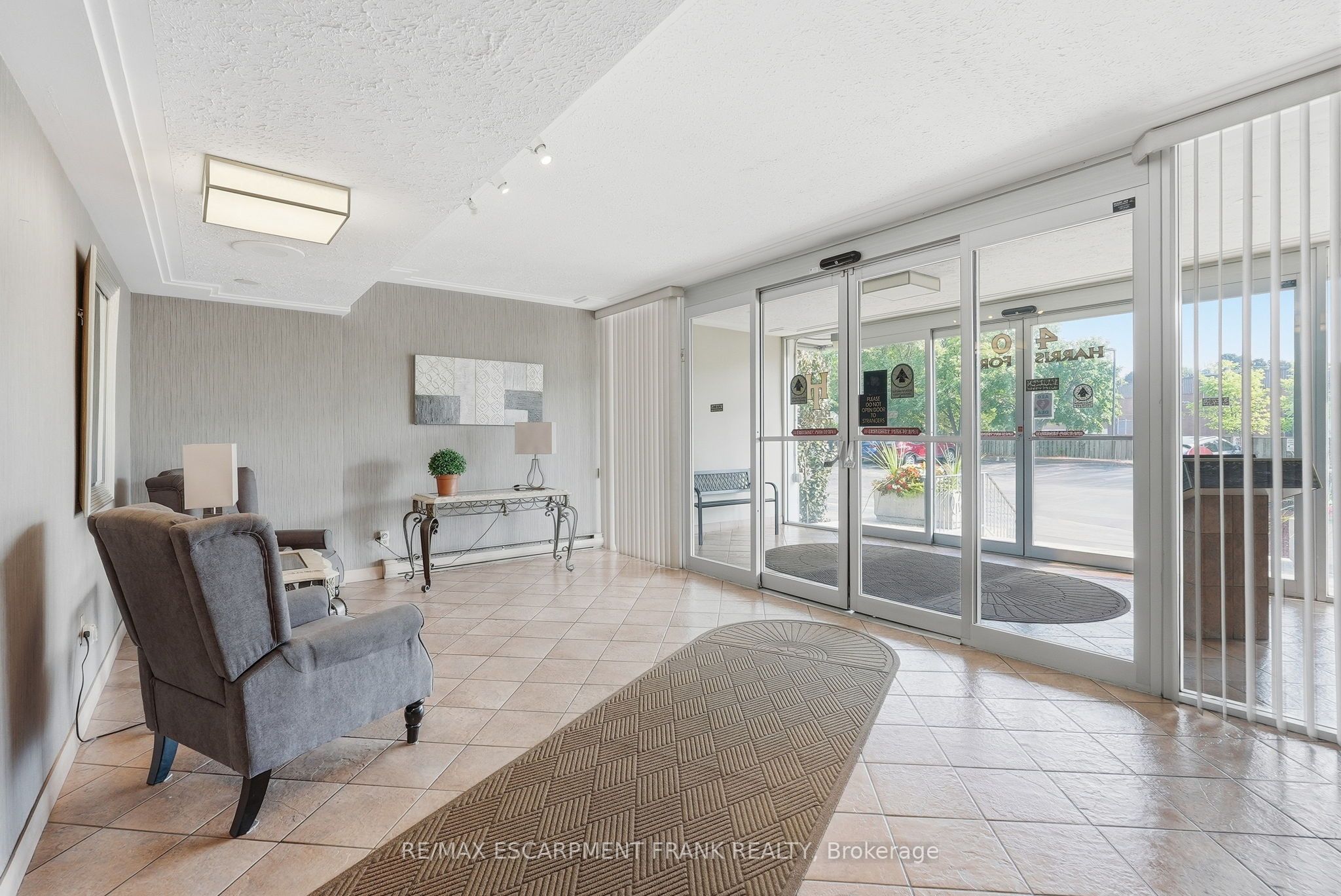 40 Harrisford Street 904 Property Photo 4
