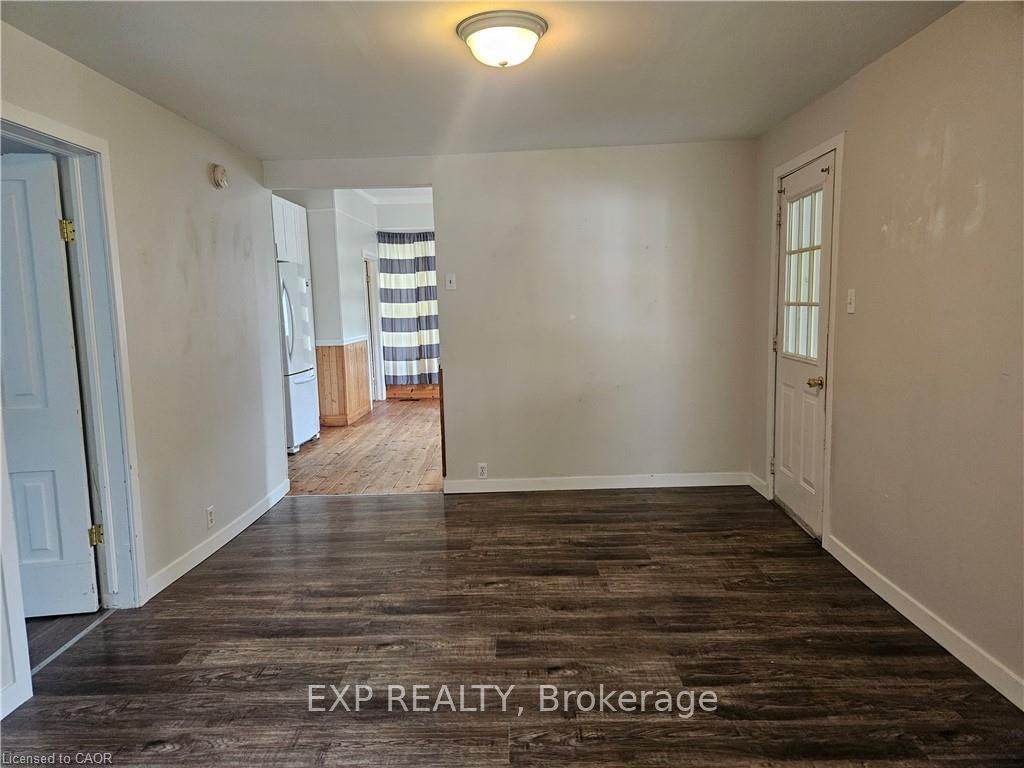 15 Cedar Street Property Photo 3