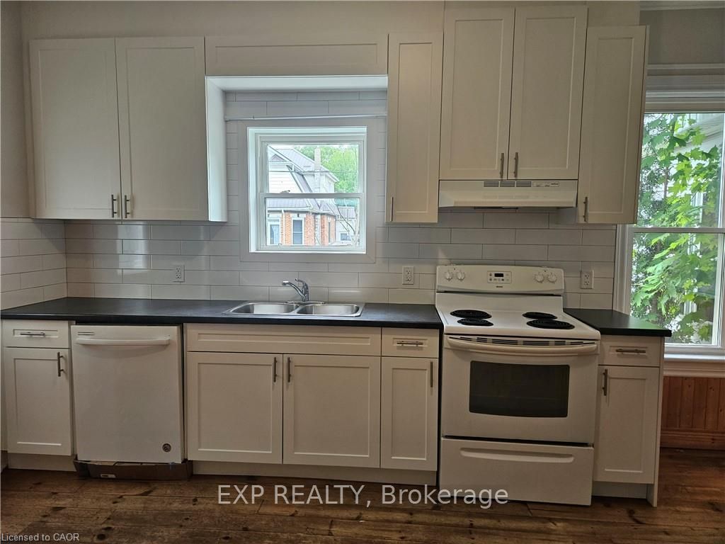 15 Cedar Street Property Photo 12