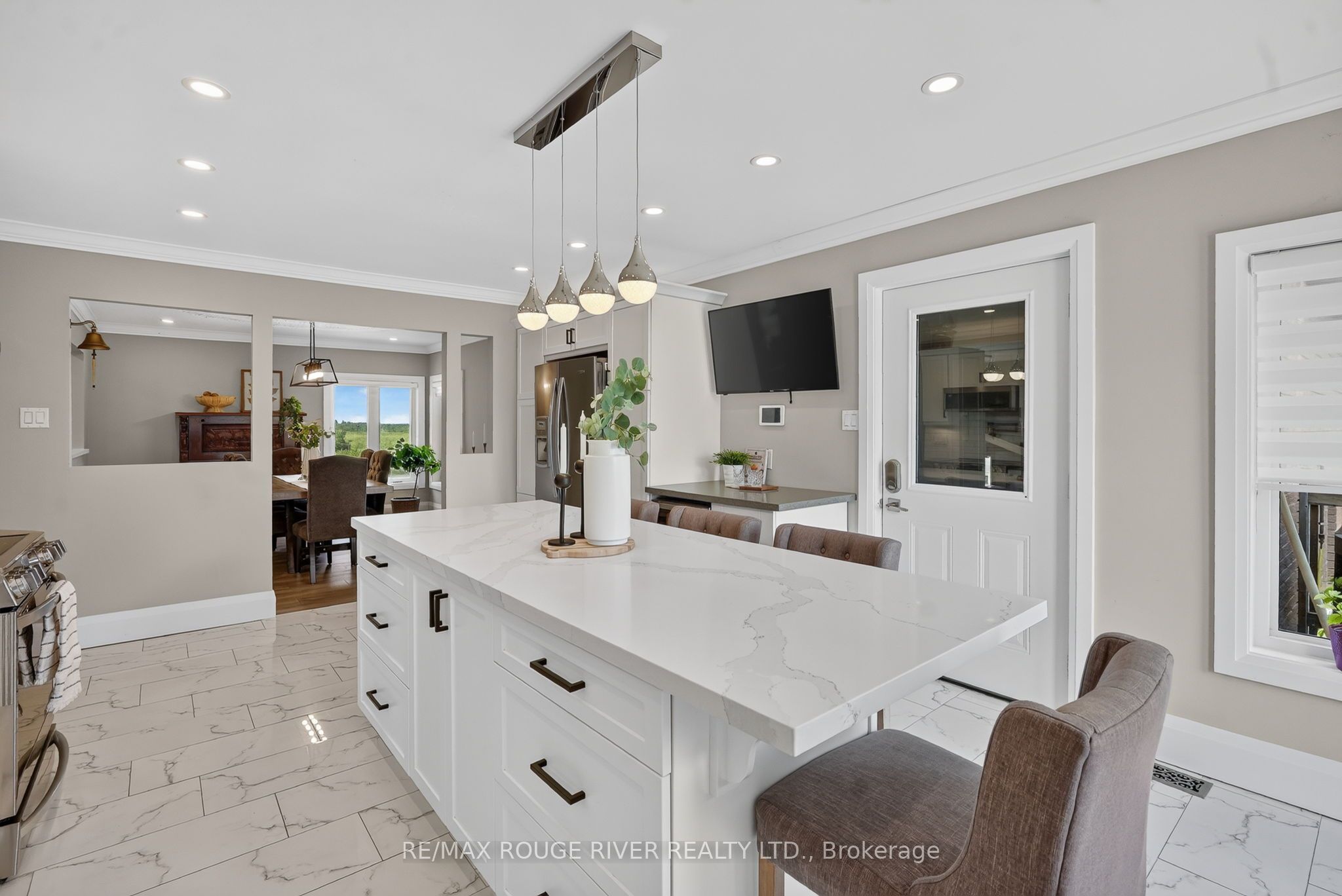 708 Mount Horeb Road Property Photo 1