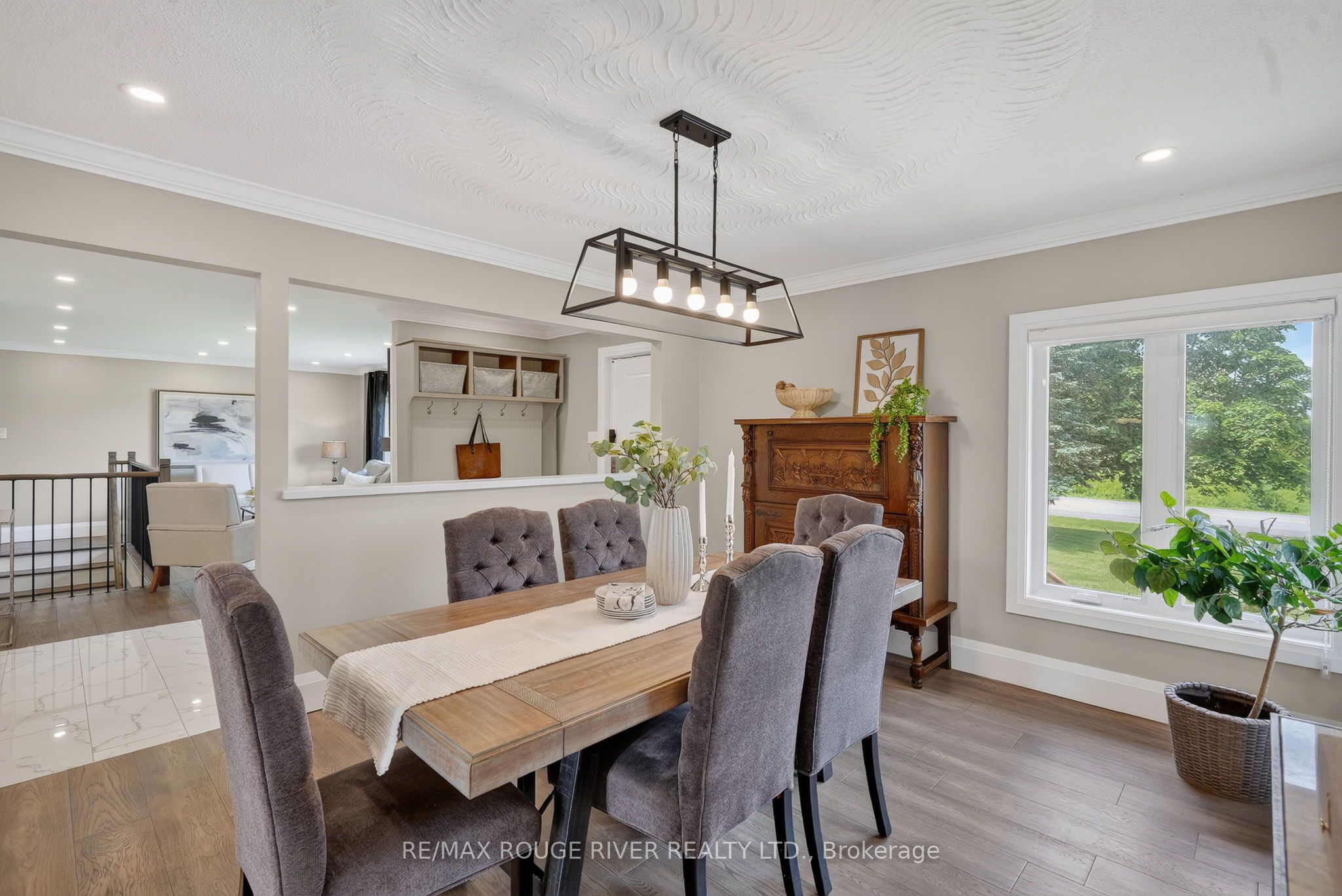 708 Mount Horeb Road Property Photo 5