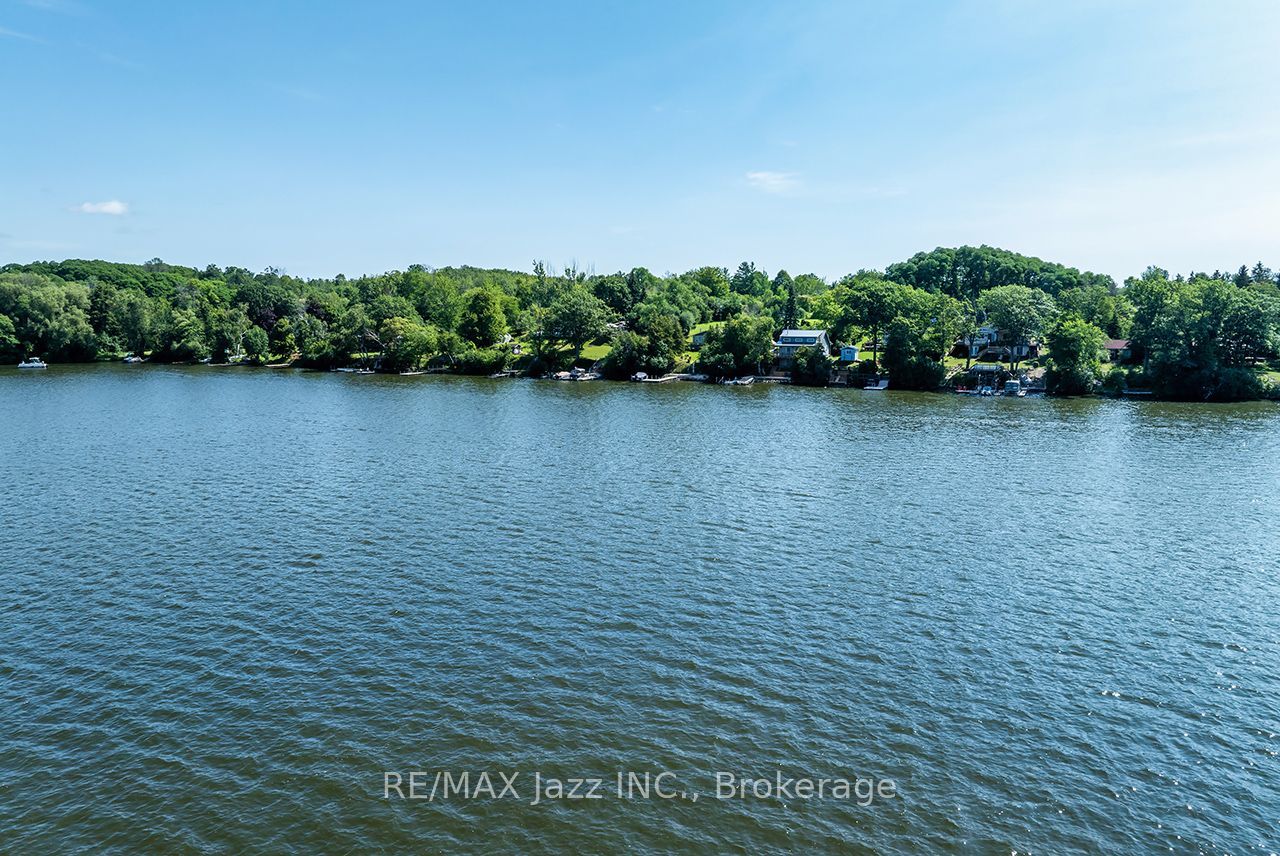 50 Long Island Property Photo 6