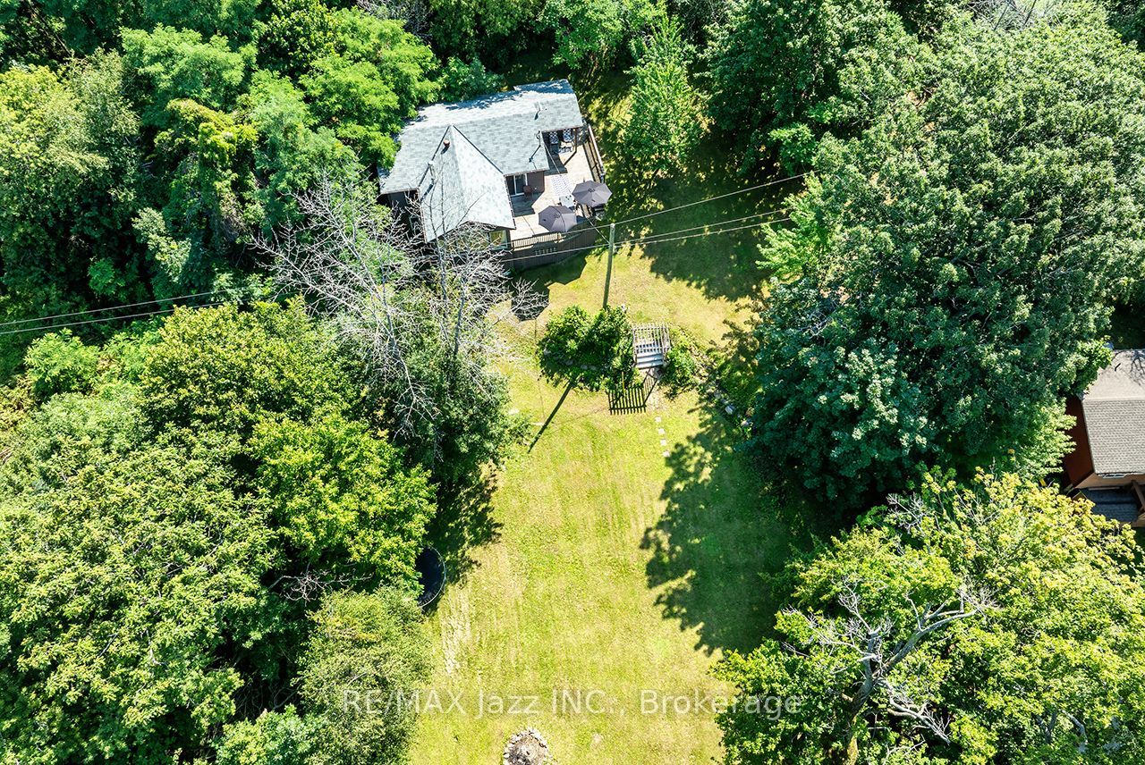 50 Long Island Property Photo 10