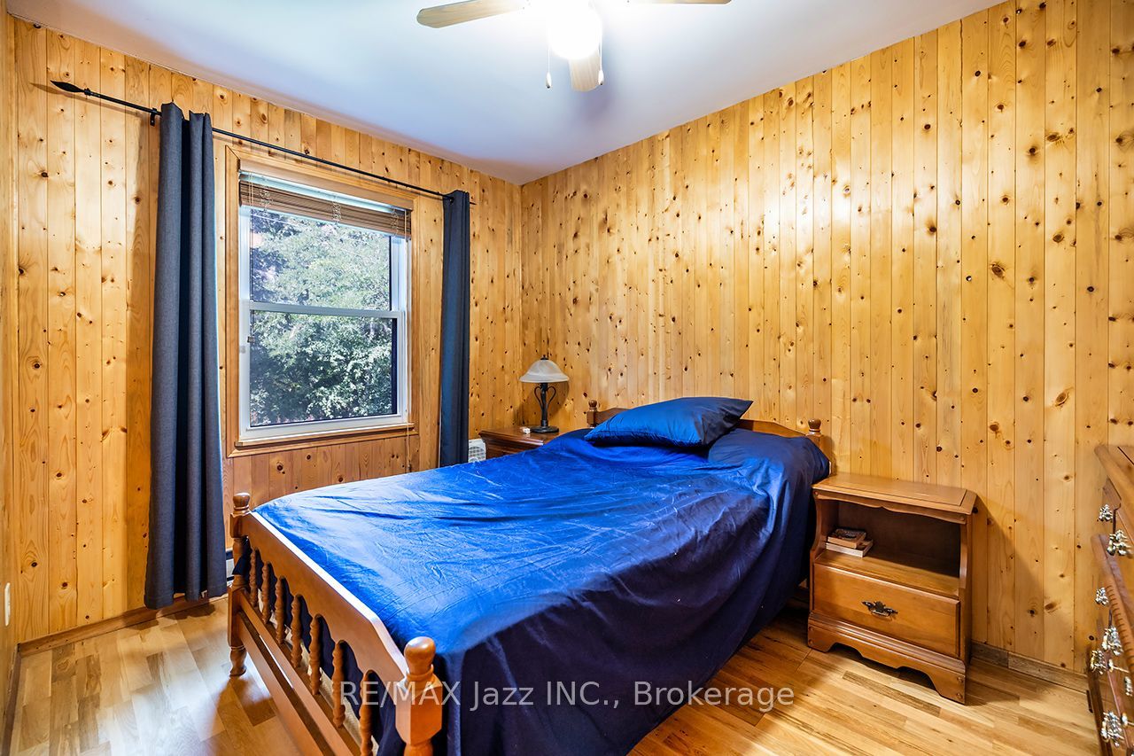 50 Long Island Property Photo 28